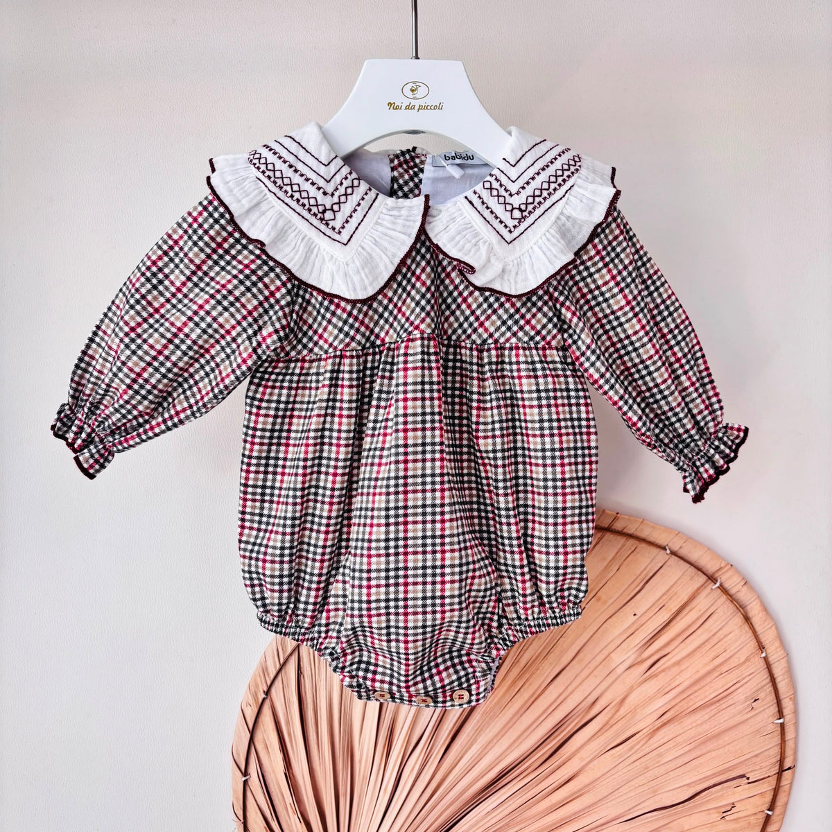 COMPLETO IN COTONE CALDO BORDEAUX con colletto ricamato