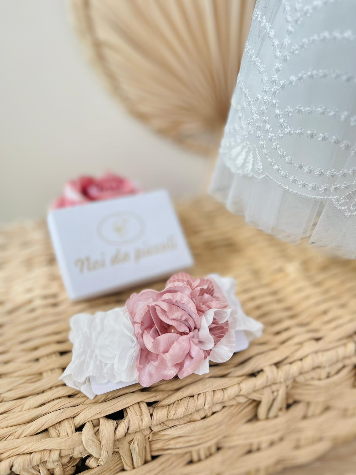FASCIA CERIMONIALE BIANCO E ROSA CON FIORELLINI - Noi da piccoli