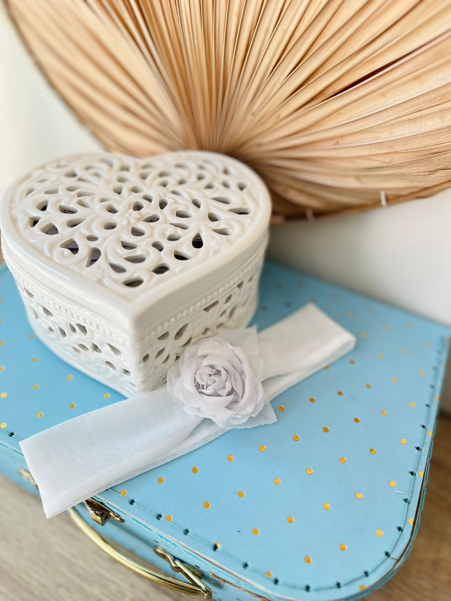 FASCIA CON FIORE IN VELO BIANCO - Noi da piccoli