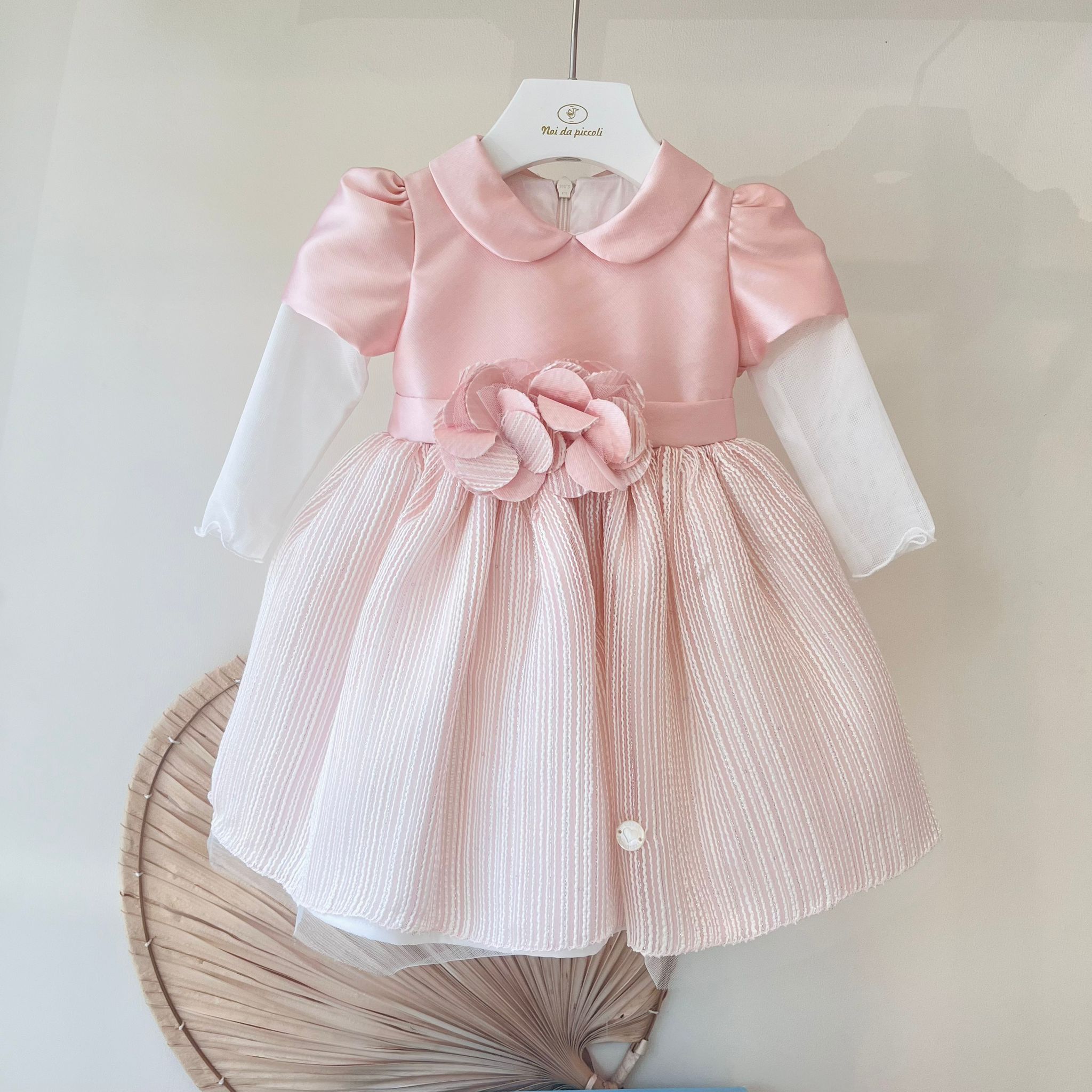 ABITO MIKADO E TESSUTO ROSA