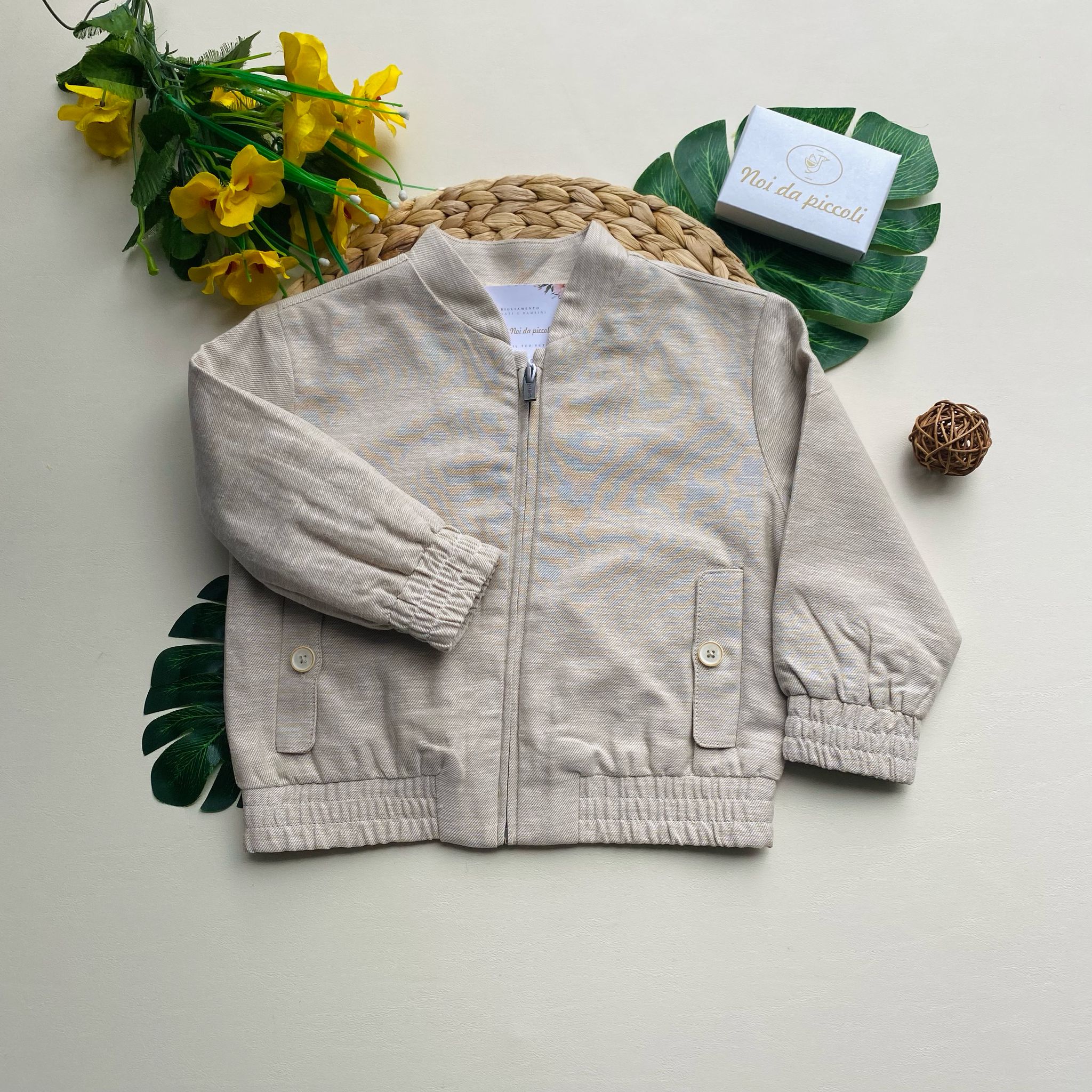 giubbottino in colorazione beige - Noi da piccoli