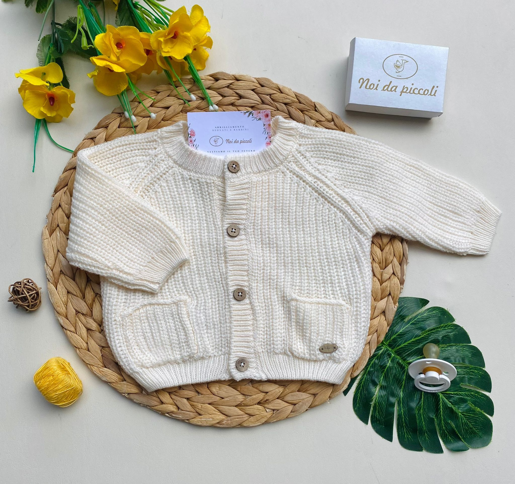 GOLFINO CON BOTTONCINI FILATO CALDO CERAMICA - Noi da piccoli