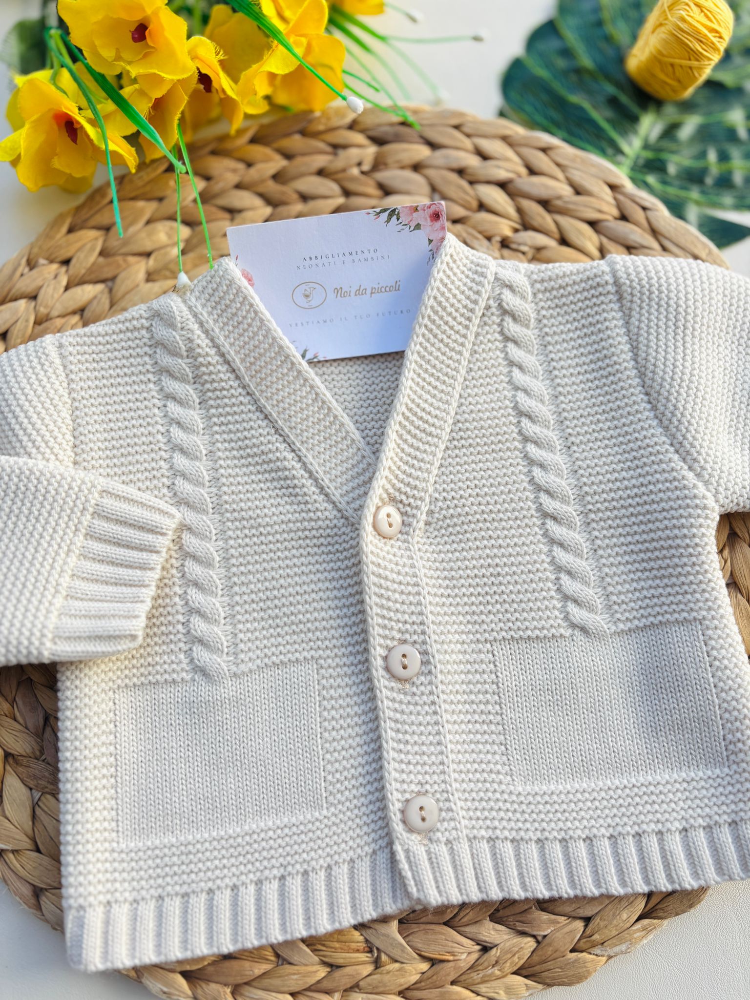 GOLFINO IN FILATO CALDO ARENA - Noi da piccoli