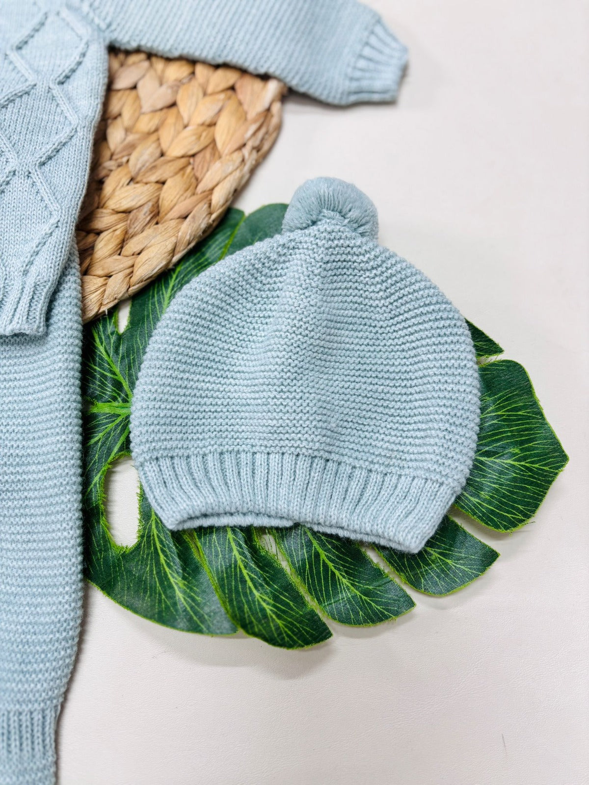 COMPLETO 2PZ CON CAPPELLINO FILATO CALDO VERDE