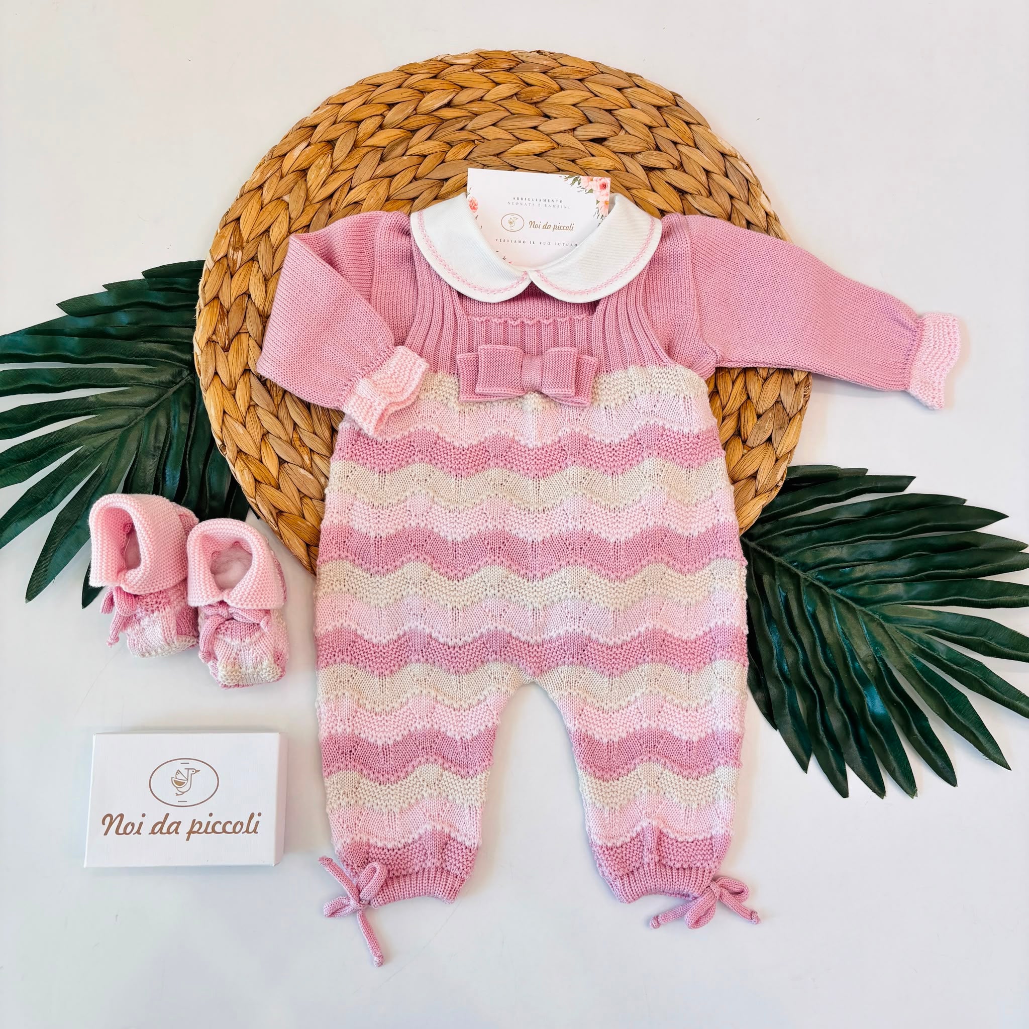 SALOPETTE CON BABBUCCE 100% LANA ROSA E BEIGE