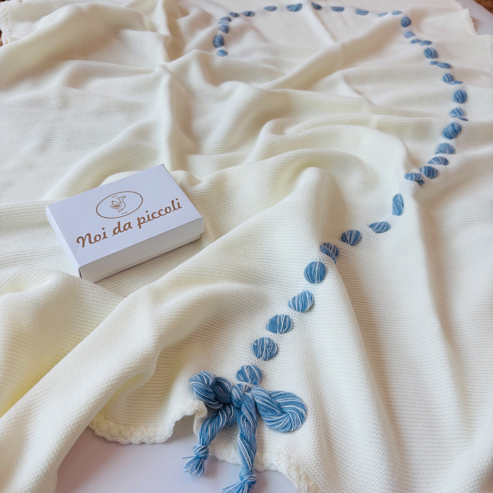 COPERTINA FILATO CALDO LEGAME MATERNITY PANNA AVION