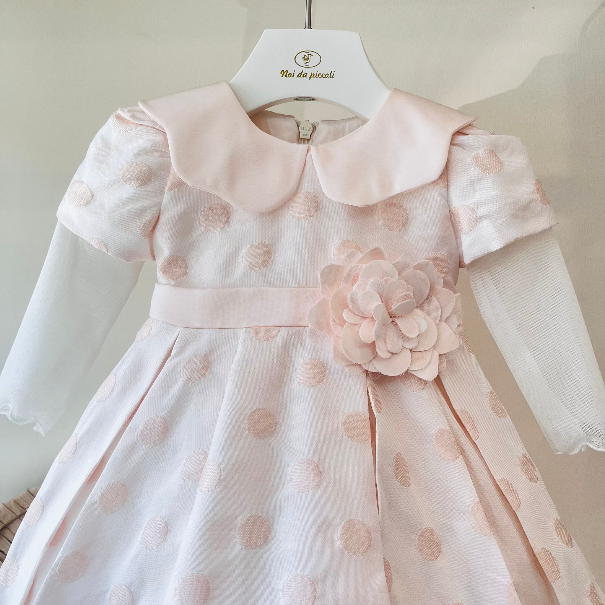ABITO CON POIS ROSA E FIORE