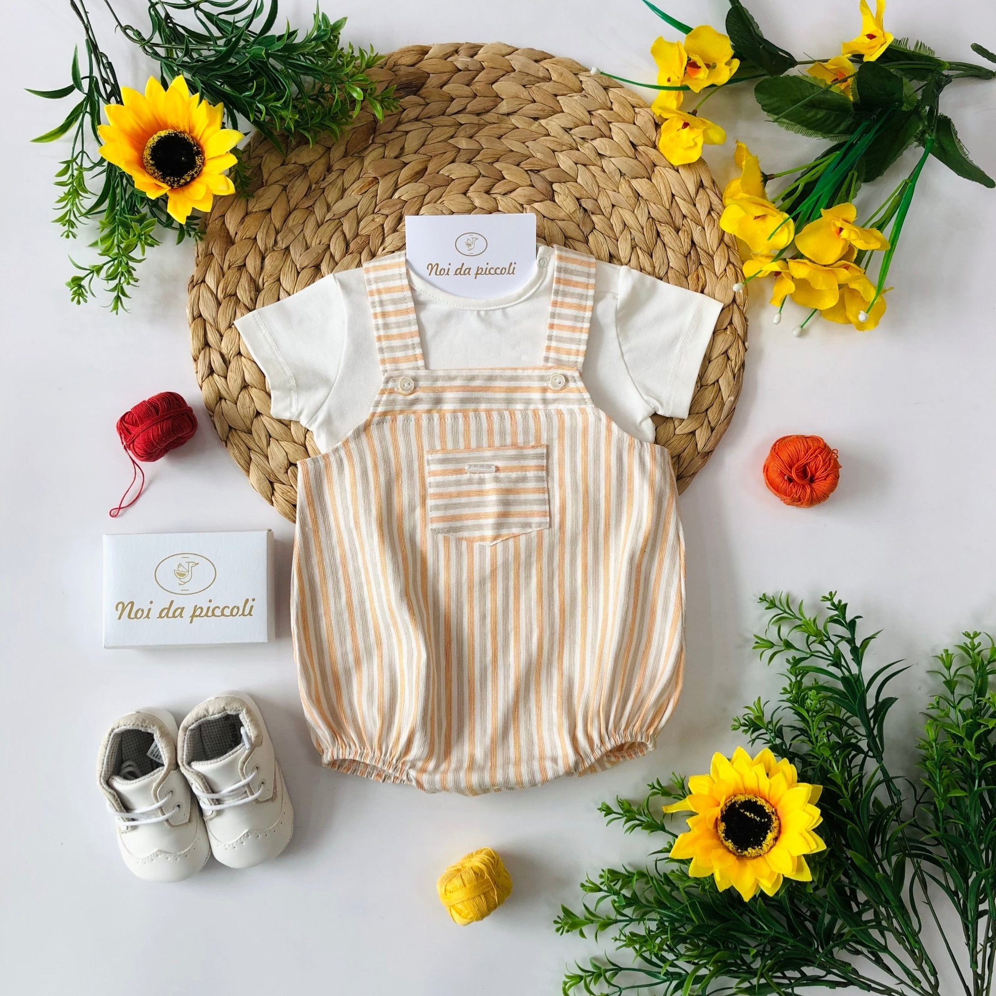 MAGLIA CON SALOPETTE ALTA RIGHE MANDARINO - Noi da piccoli