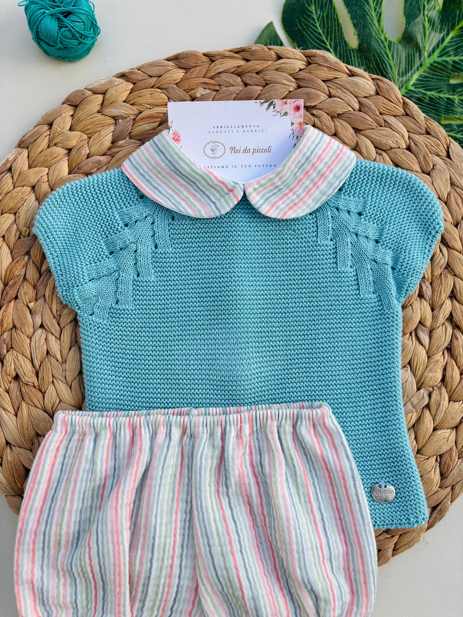 MAGLIETTINA CON CULOTTINA A RIGHE COLORATE VERDE - Noi da piccoli