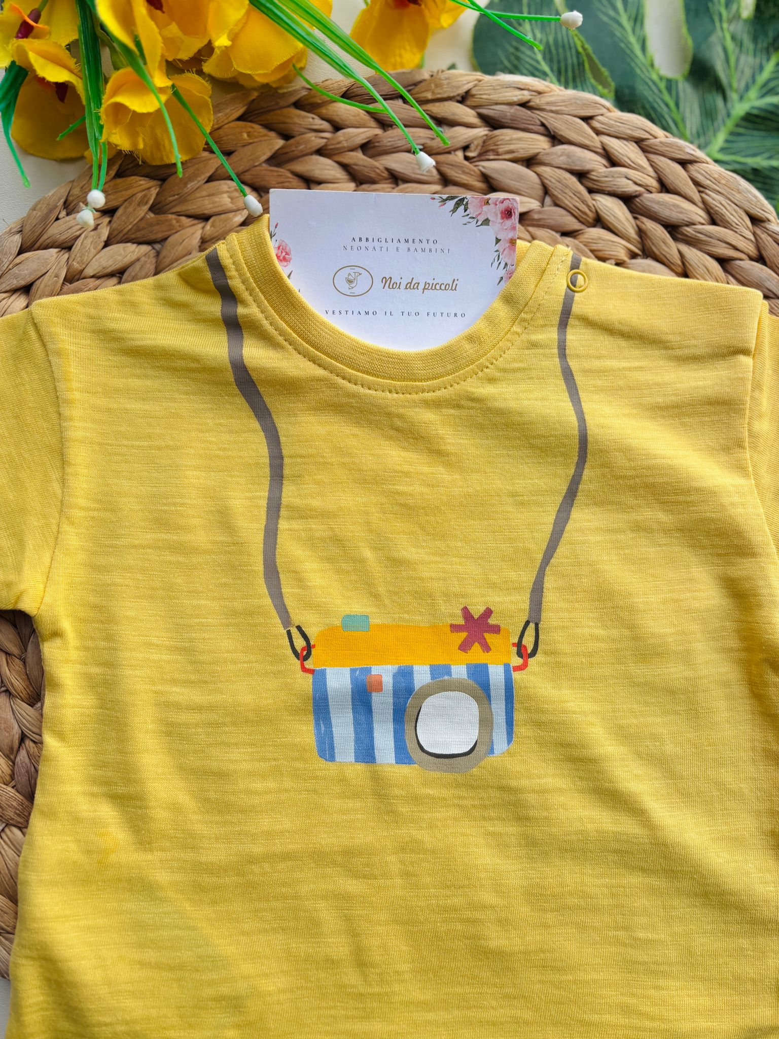 MAGLIETTINA IN COTONE CON DISEGNINI MOSTAZA - Noi da piccoli