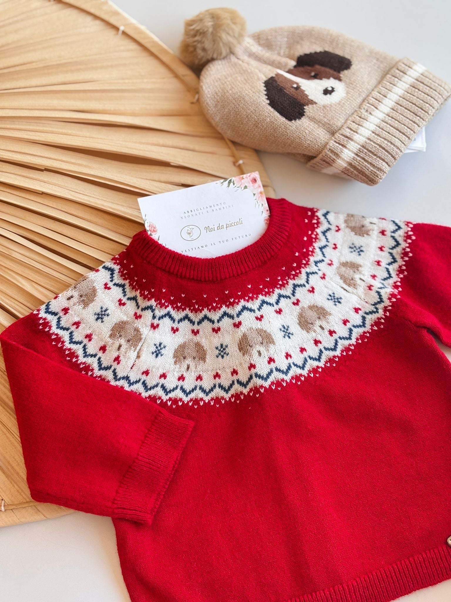 MAGLIONCINO IN FILATO CALDO CON CAGNOLINI ROSSO - Noi da piccoli