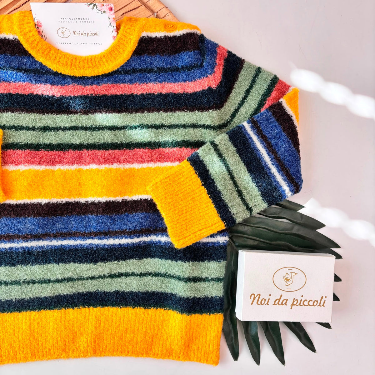 MAGLIONE IN FILATO CALDO GIALLO - Noi da piccoli