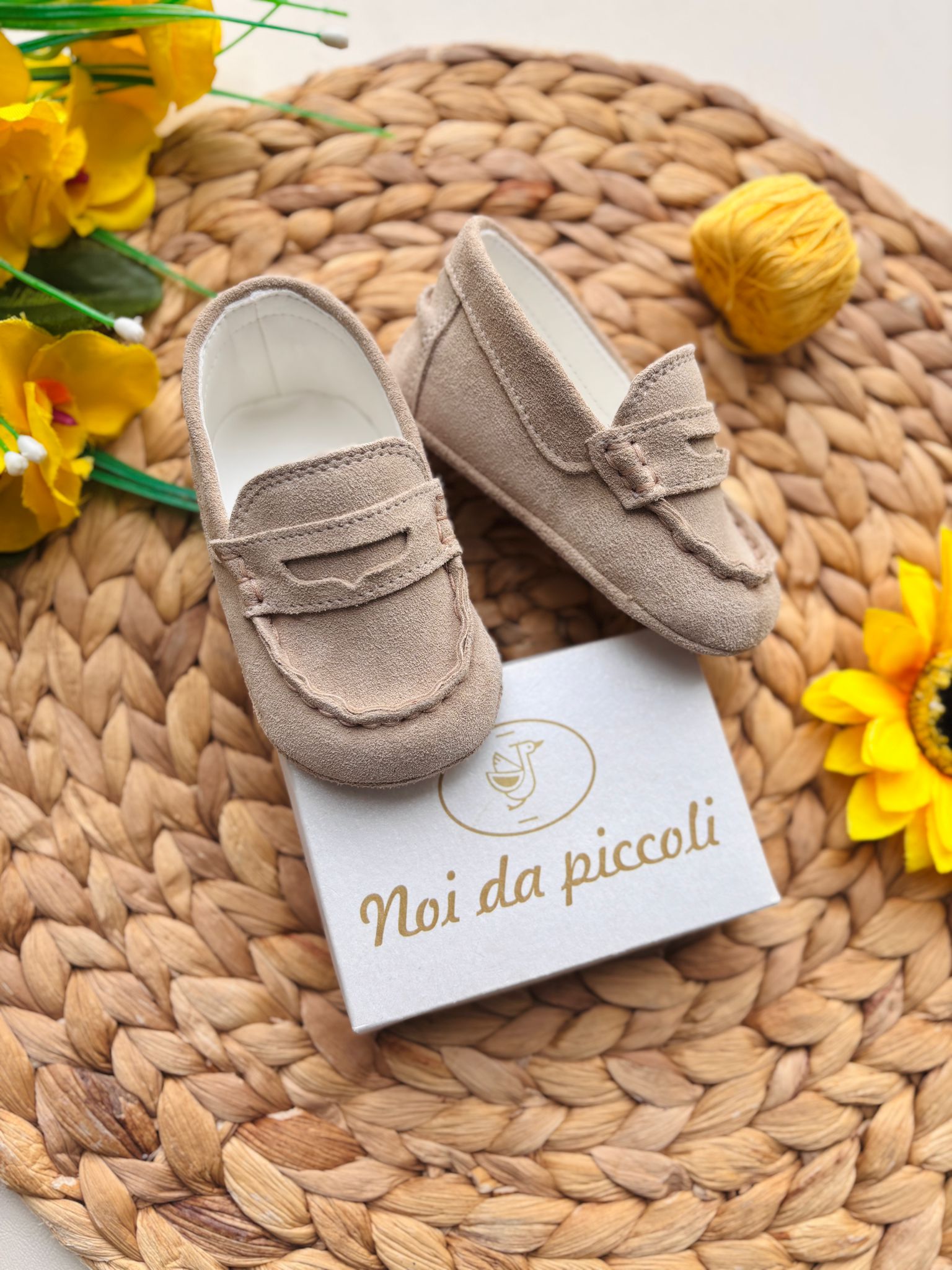 MOCASSINO IN CAMOSCIO BEIGE - Noi da piccoli
