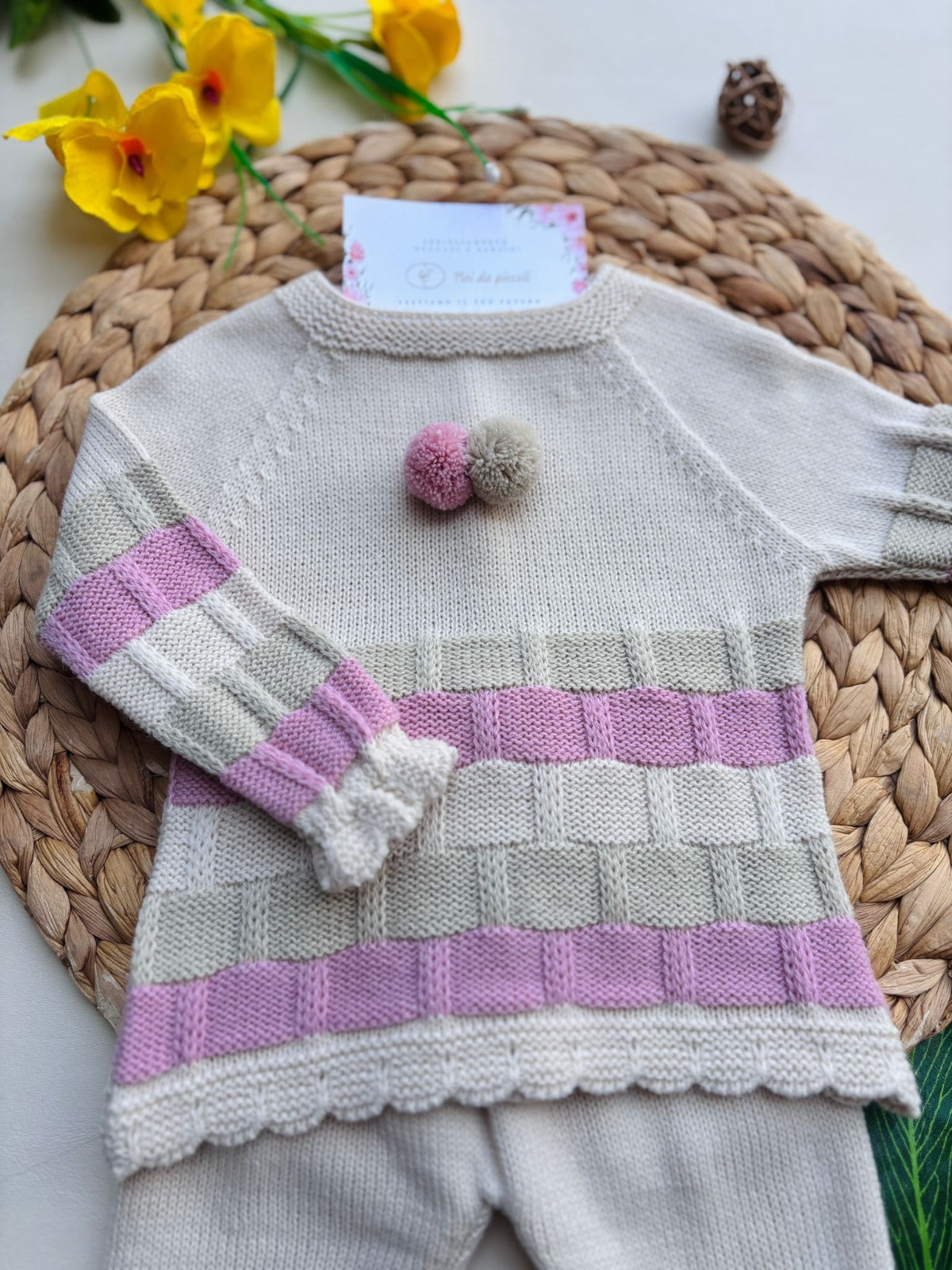 COMPLETO 2PZ CON CAPPELLINO FILATO CALDO BEIGE