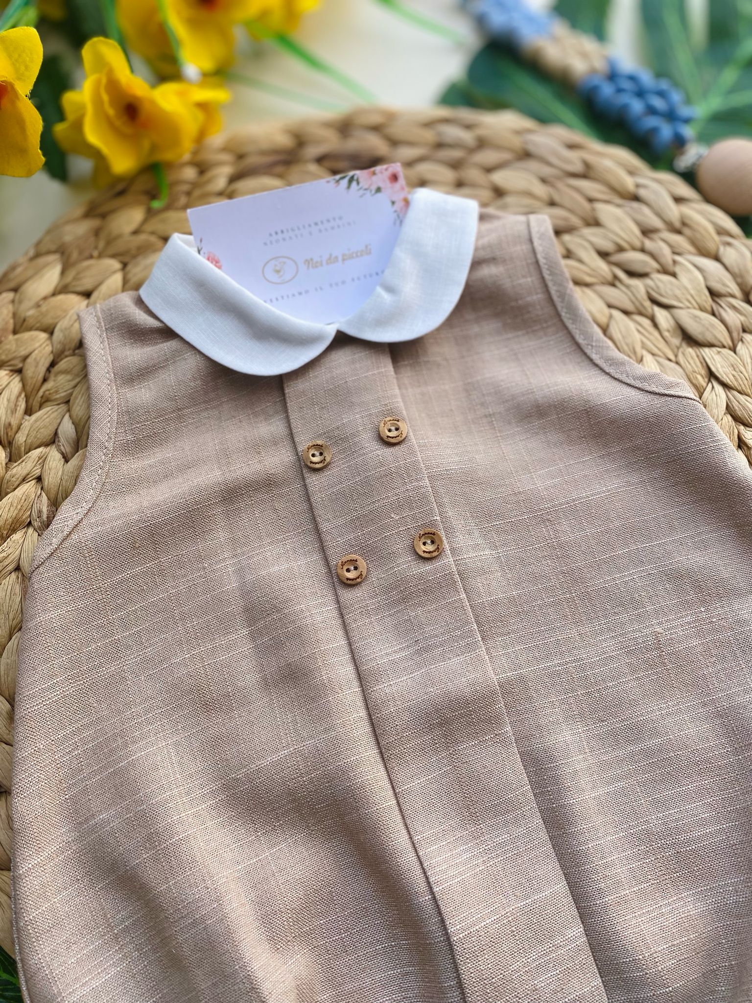 PAGLIACCETTO BEIGE CON COLLETTO BIANCO - Noi da piccoli