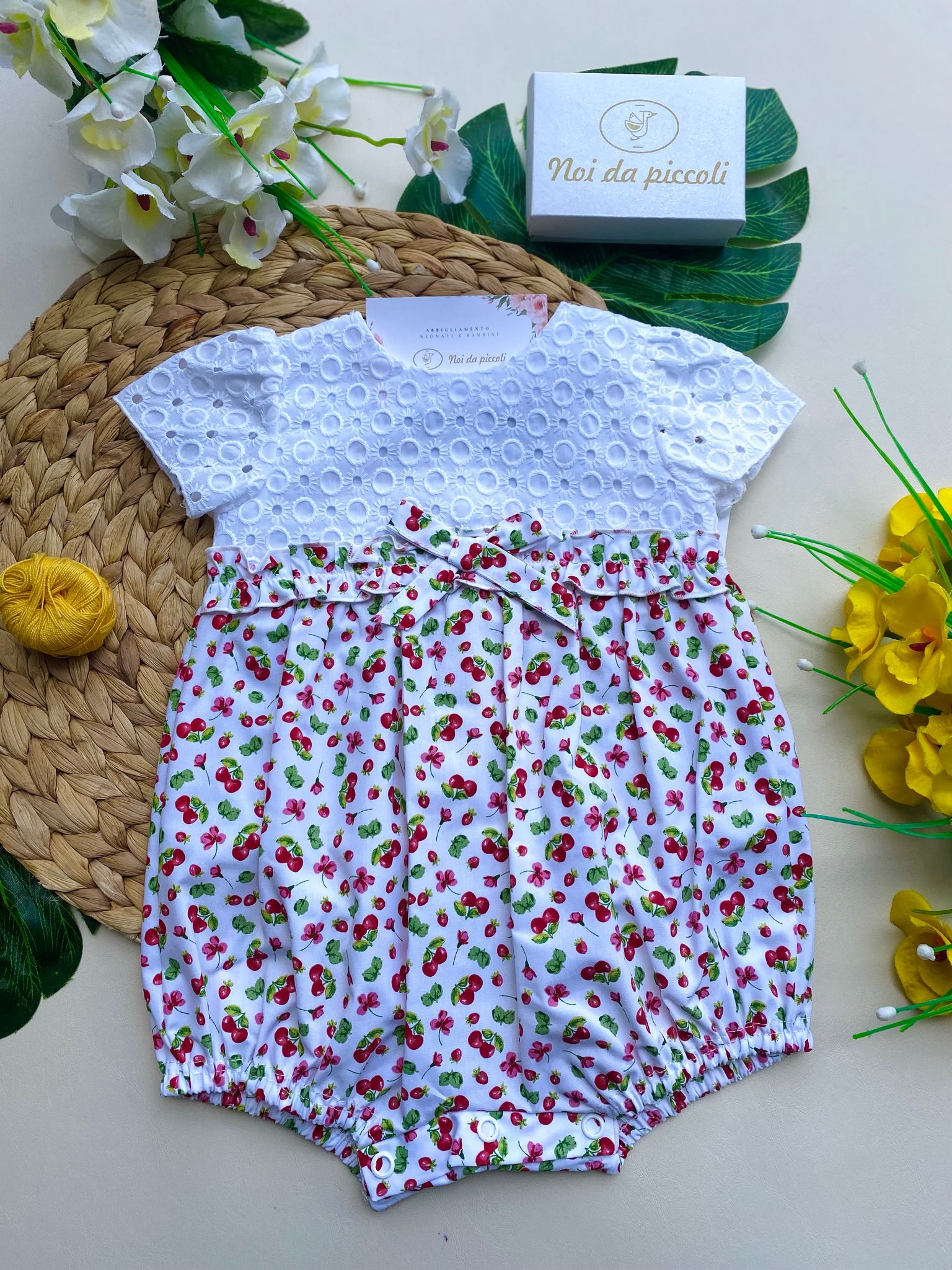 PAGLIACCETTO BIANCO CON CILIEGINE - Noi da piccoli