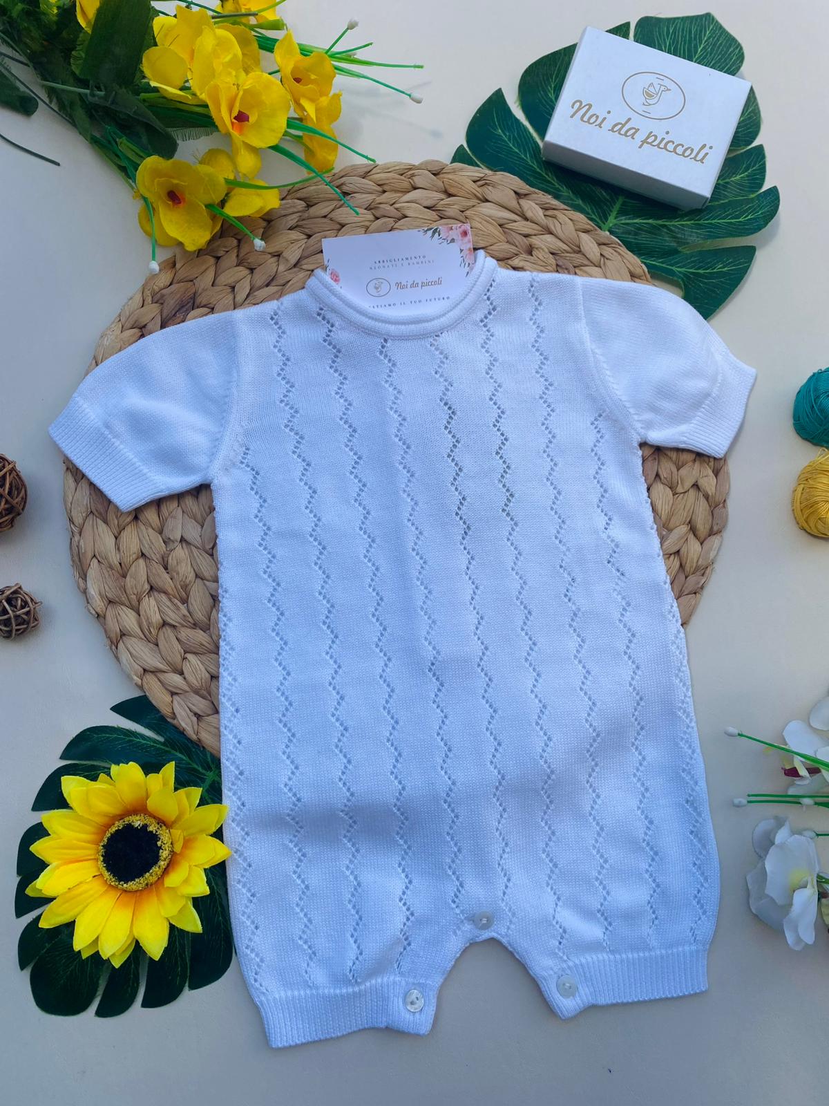 PAGLIACCETTO BIANCO CON RICAMI VERTICALI - Noi da piccoli