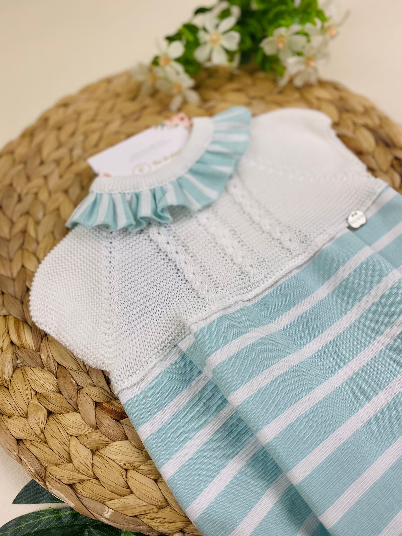 PAGLIACCETTO BIANCO E RIGHE VERDE ACQUA - Noi da piccoli