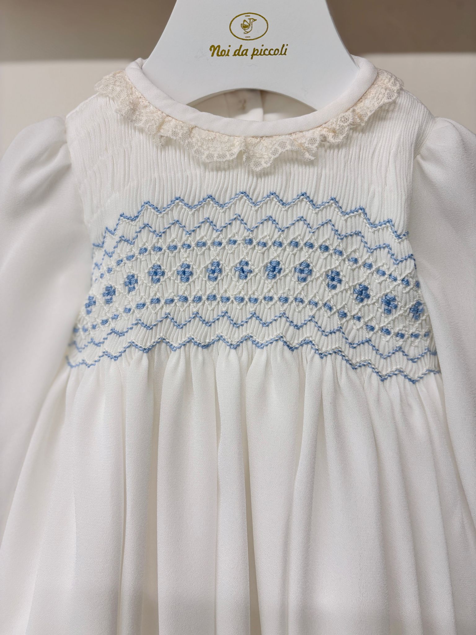 PAGLIACCETTO CERIMONIALE PUNTO SMOCK BIANCO - CIELO - Noi da piccoli