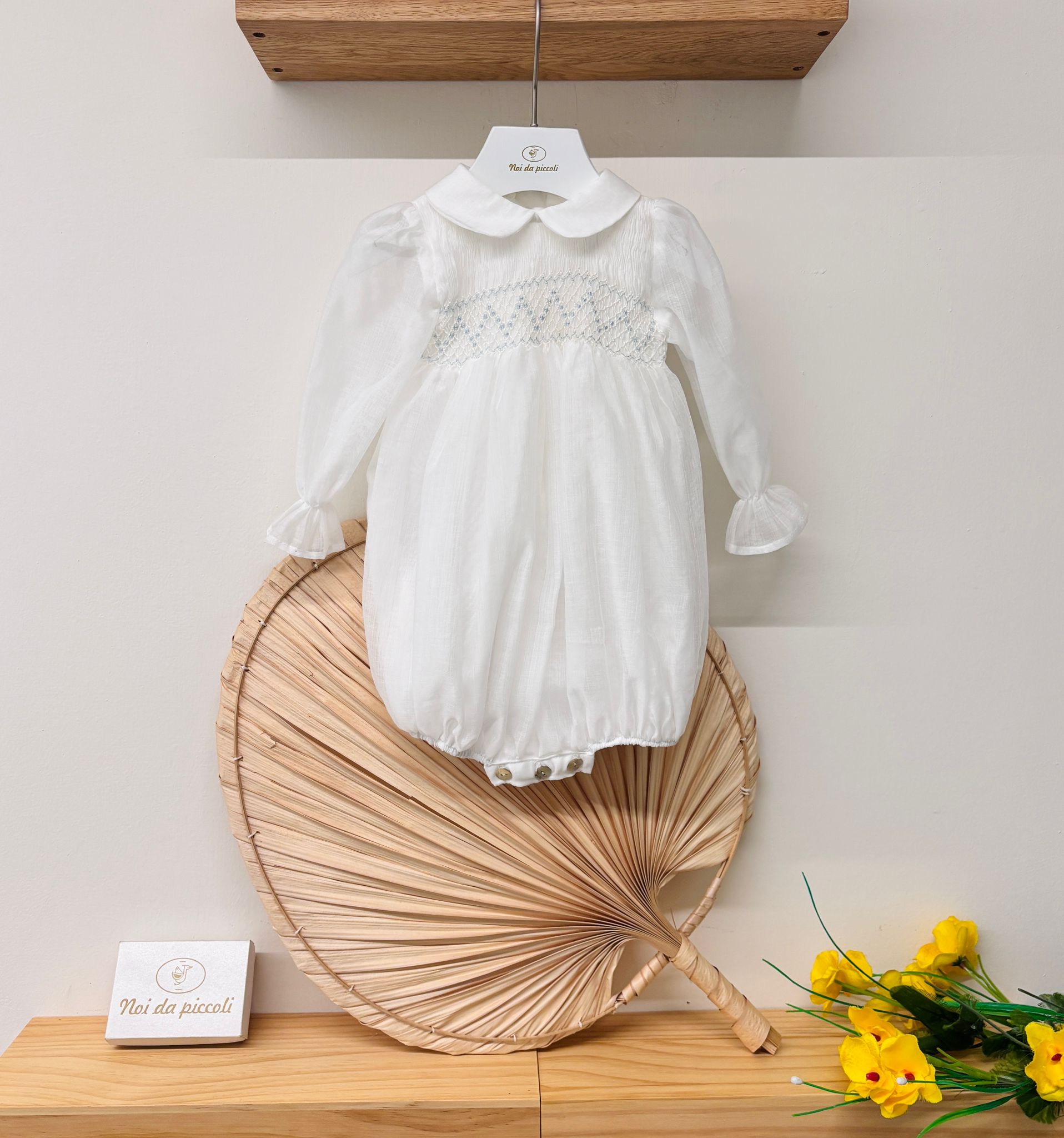 PAGLIACCETTO CERIMONIALE PUNTO SMOCK Bianco Cielo - Noi da piccoli