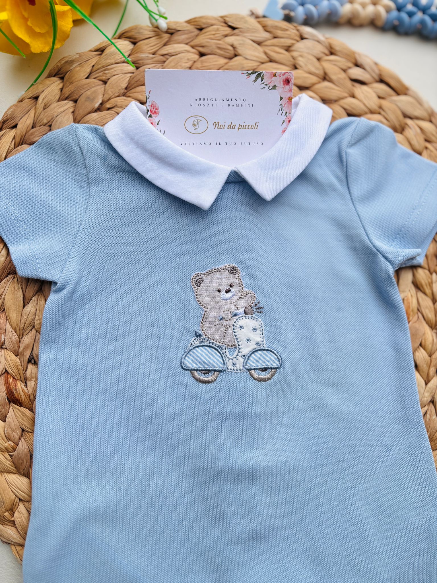 PAGLIACCETTO IN COTONE CON ORSETTO CENTRALE CIELO - Noi da piccoli