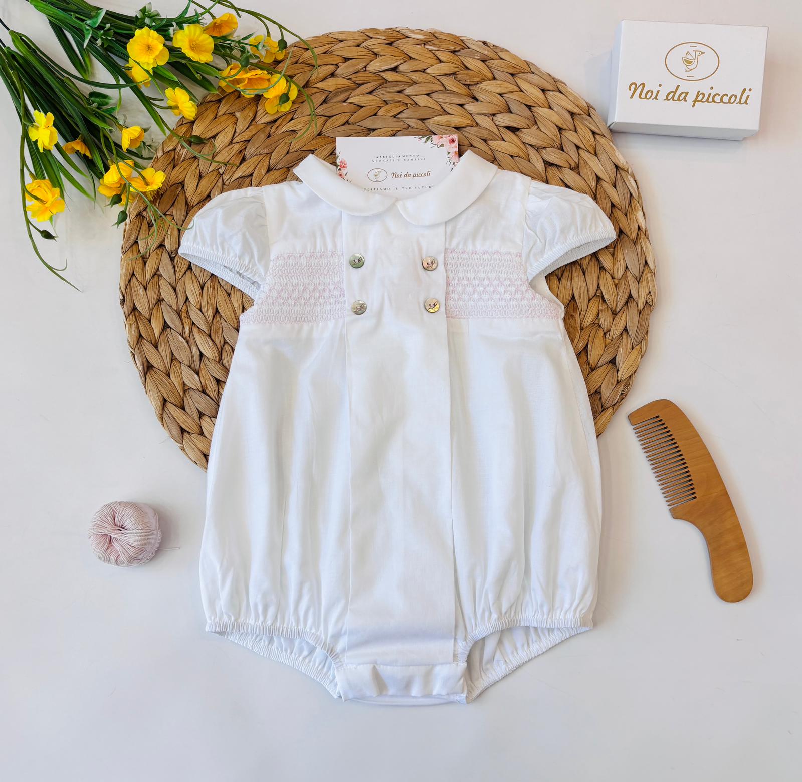 PAGLIACCETTO IN COTONE CON RICAMI BIANCO - Noi da piccoli