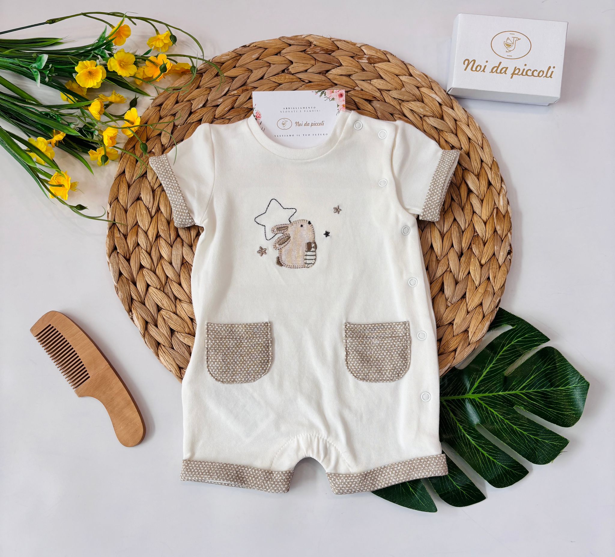 PAGLIACCETTO IN COTONE CON SCOIATTOLO BIANCO BEIGE - Noi da piccoli
