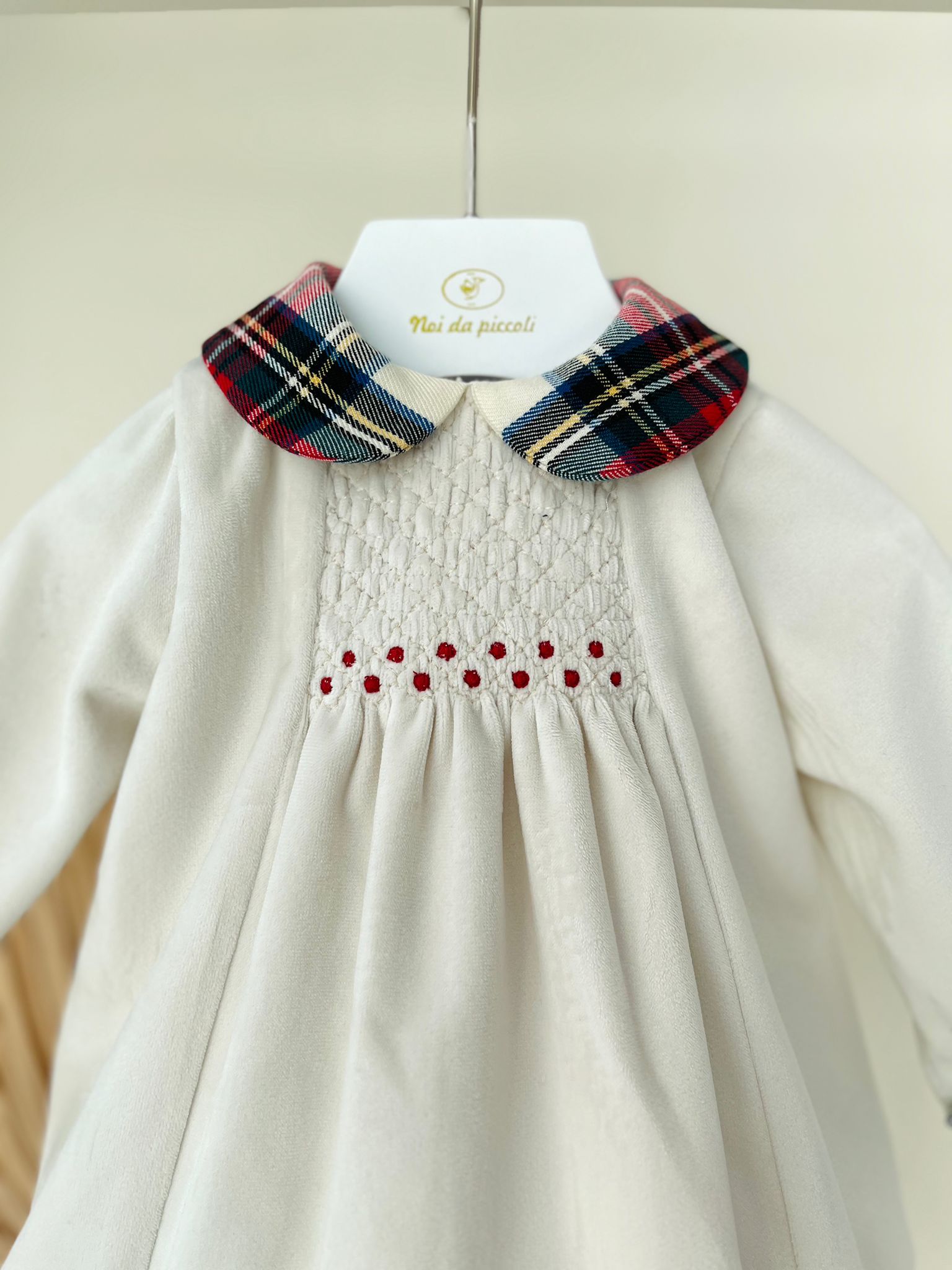 PAGLIACCETTO IN VELLUTINO CON COLLETTO TARTAN PANNA - Noi da piccoli