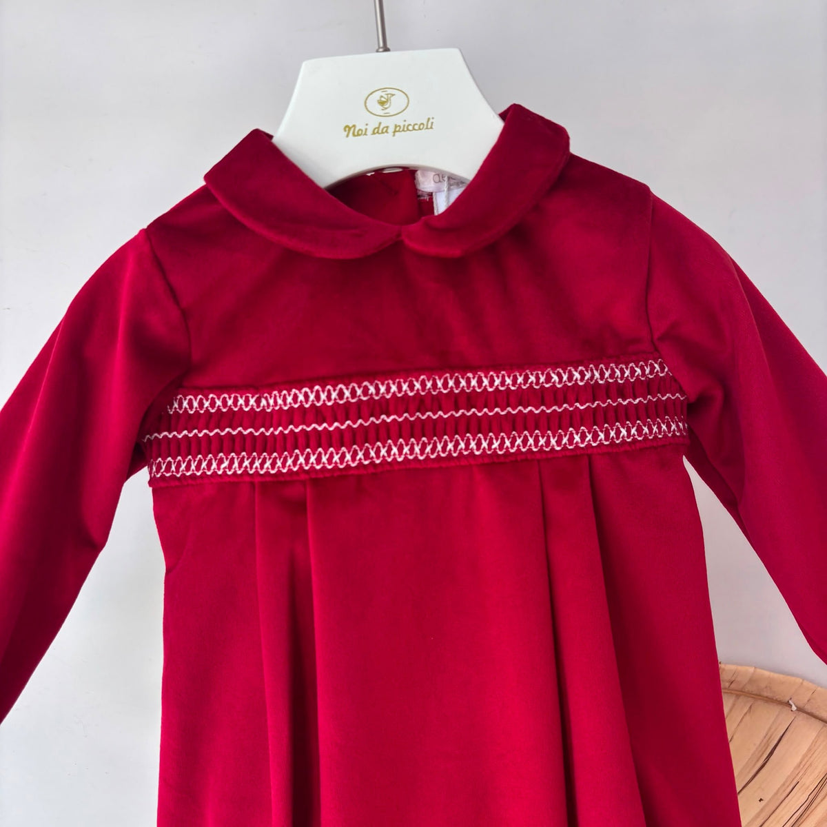 Red Velvet Romper with Smocking Deolinda - Noi da piccoli