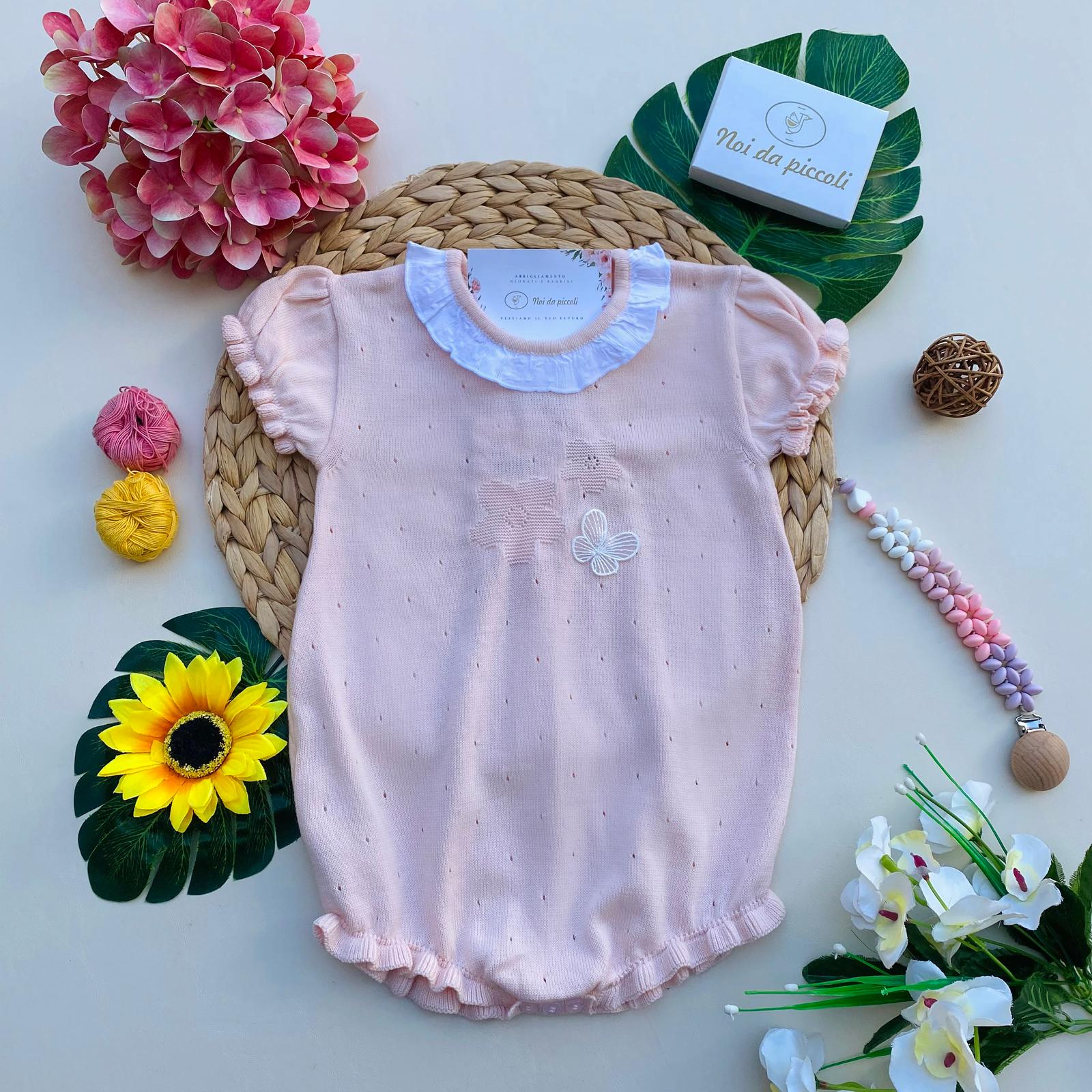 PAGLIACCETTO ROSA CON FARFALLINA E COLLETTO BIANCO - Noi da piccoli
