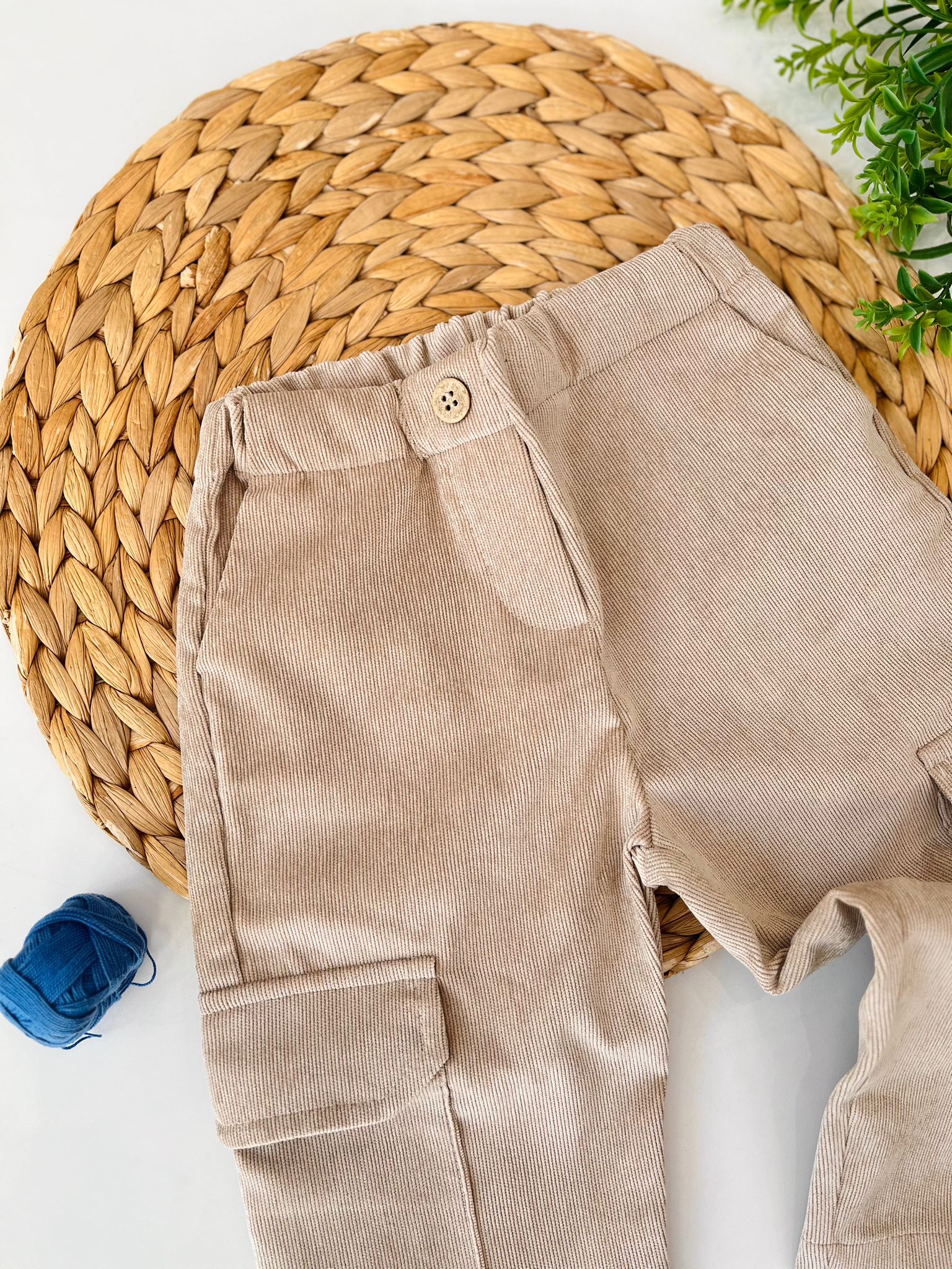 PANTALONE MODELLO CARGO A COSTINE BEIGE - Noi da piccoli