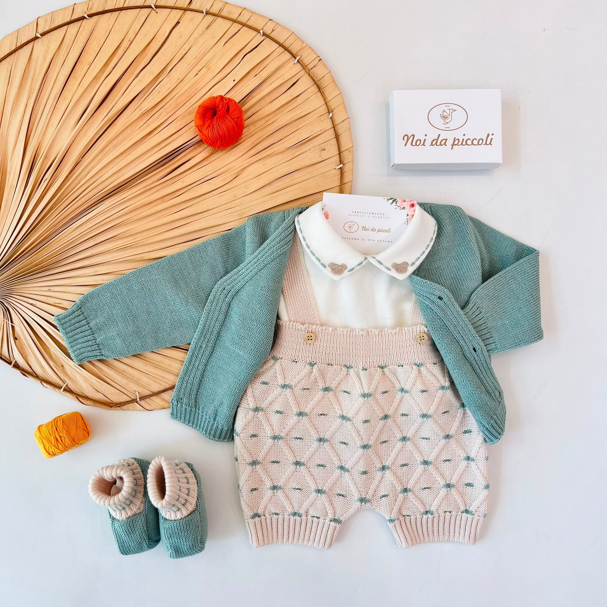 SALOPETTE CON BABBUCCE 100% LANA BEIGE VERDE - Noi da piccoli