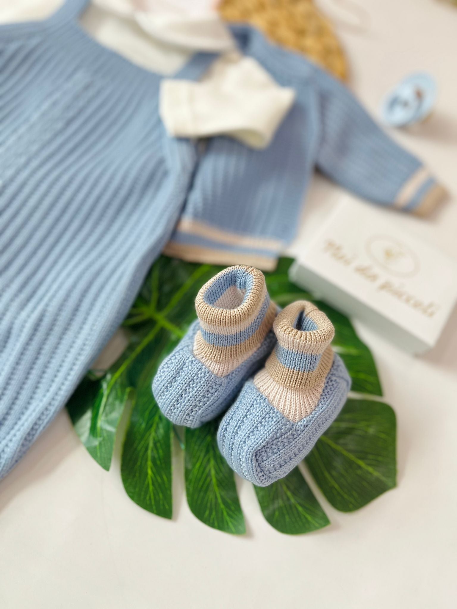 SALOPETTE CON BABBUCCE 100% LANA CIELO POLVERE NATURALBIO - Noi da piccoli