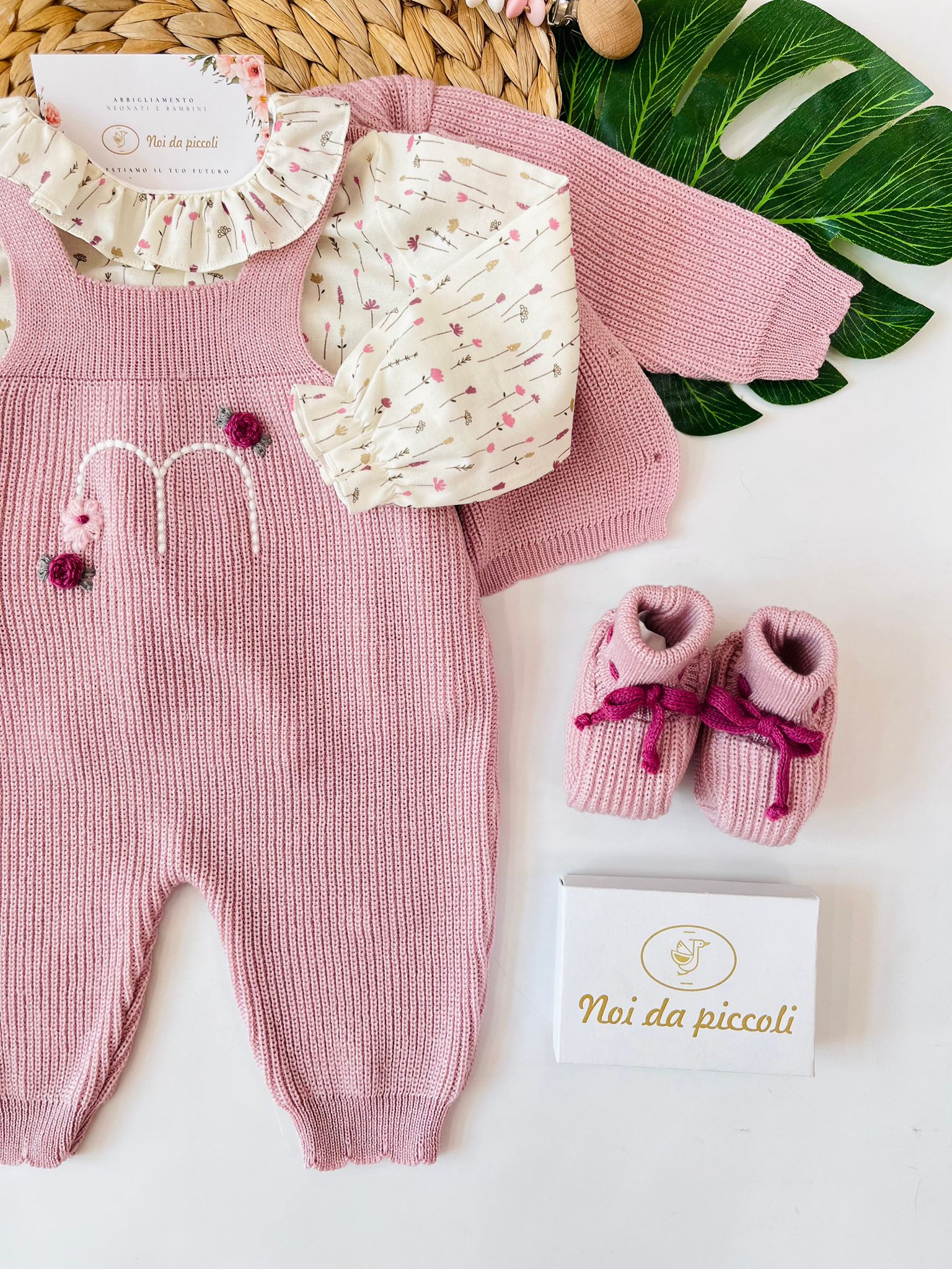 SALOPETTE CON BABBUCCE 100% LANA MARSALA CICLAMINO - Noi da piccoli