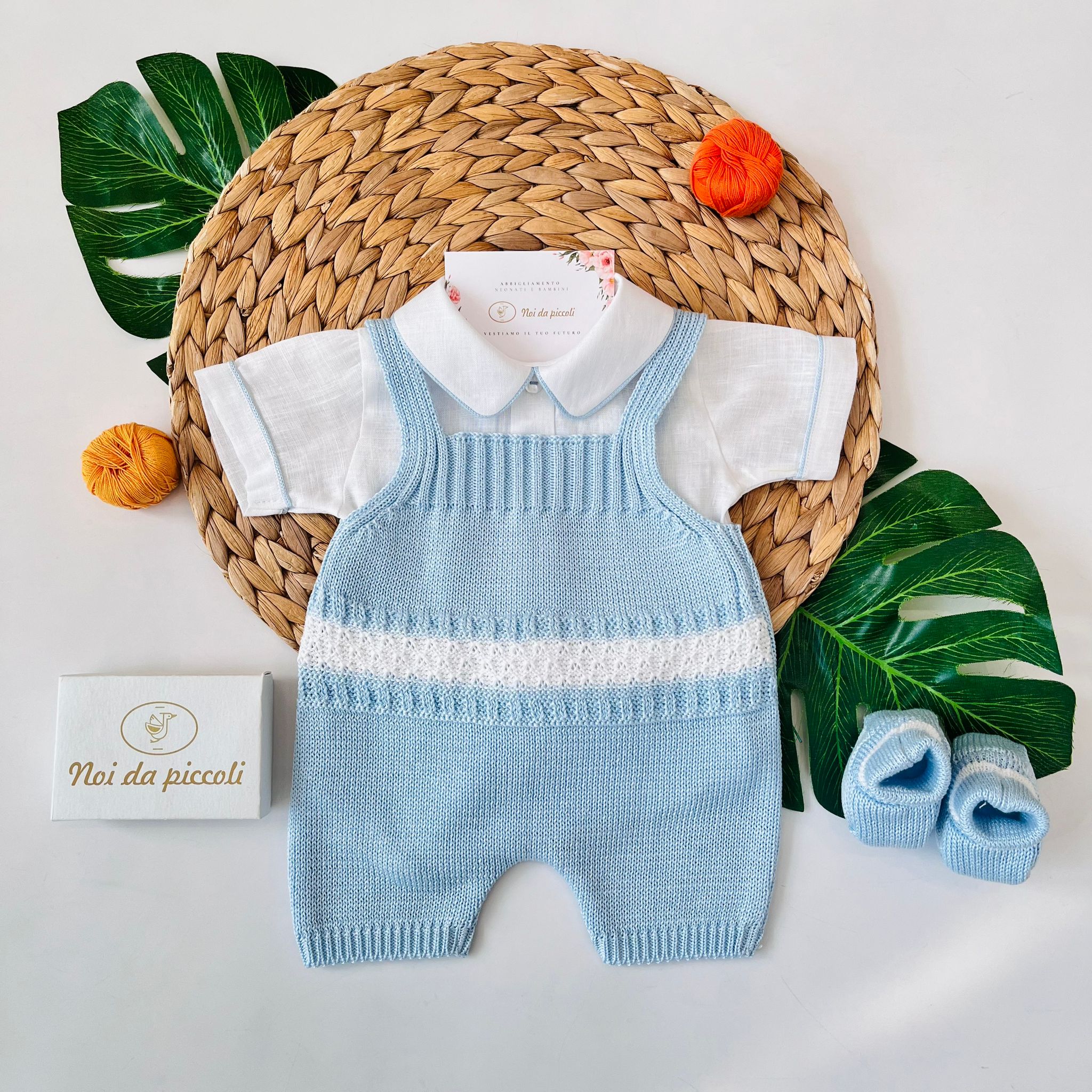 SALOPETTE CON BABBUCCE FILO E LINO CIELO - Noi da piccoli