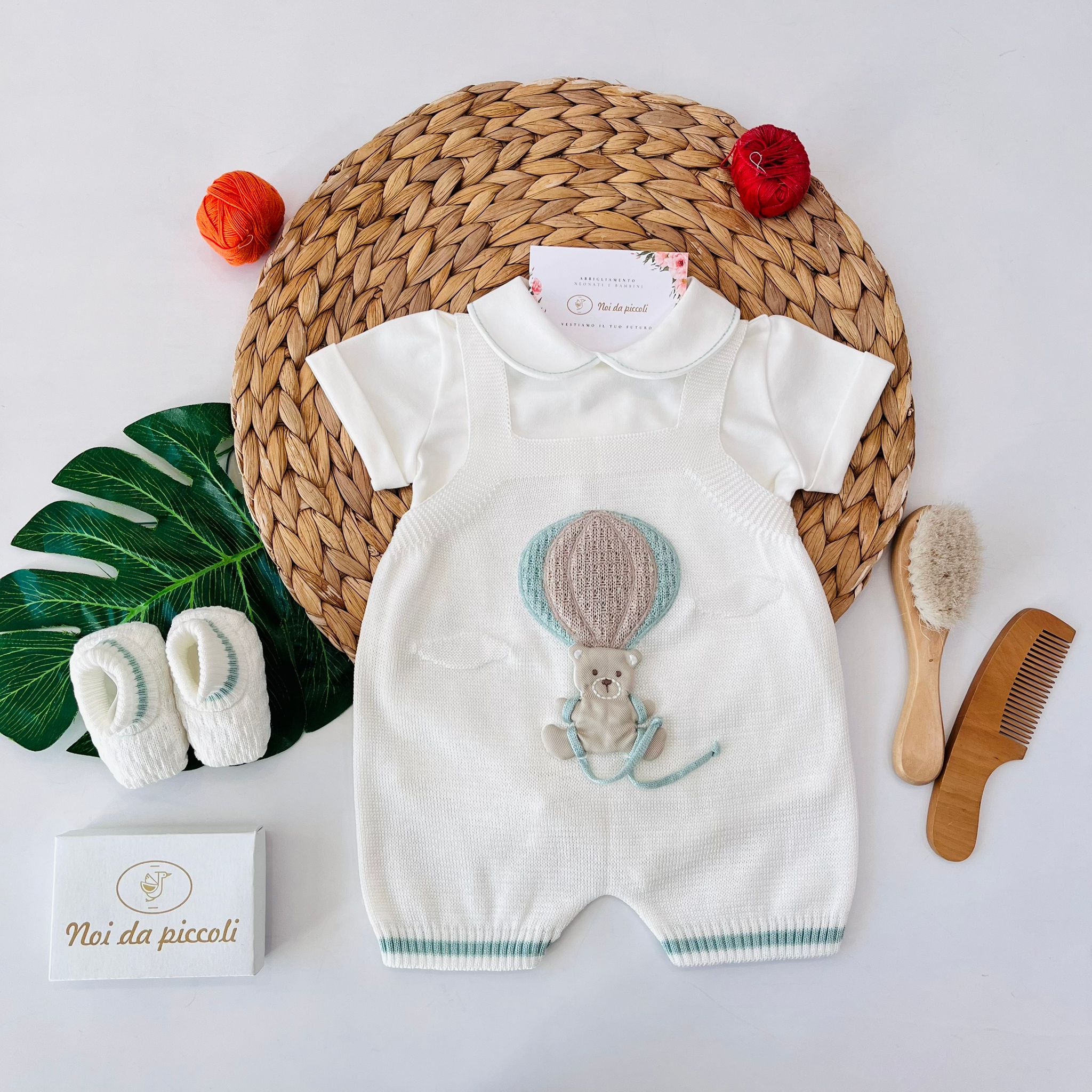 SALOPETTE CON BABBUCCE MONGOLFIERA 100% FILO DI COTONE VERDE SALVIA - Noi da piccoli