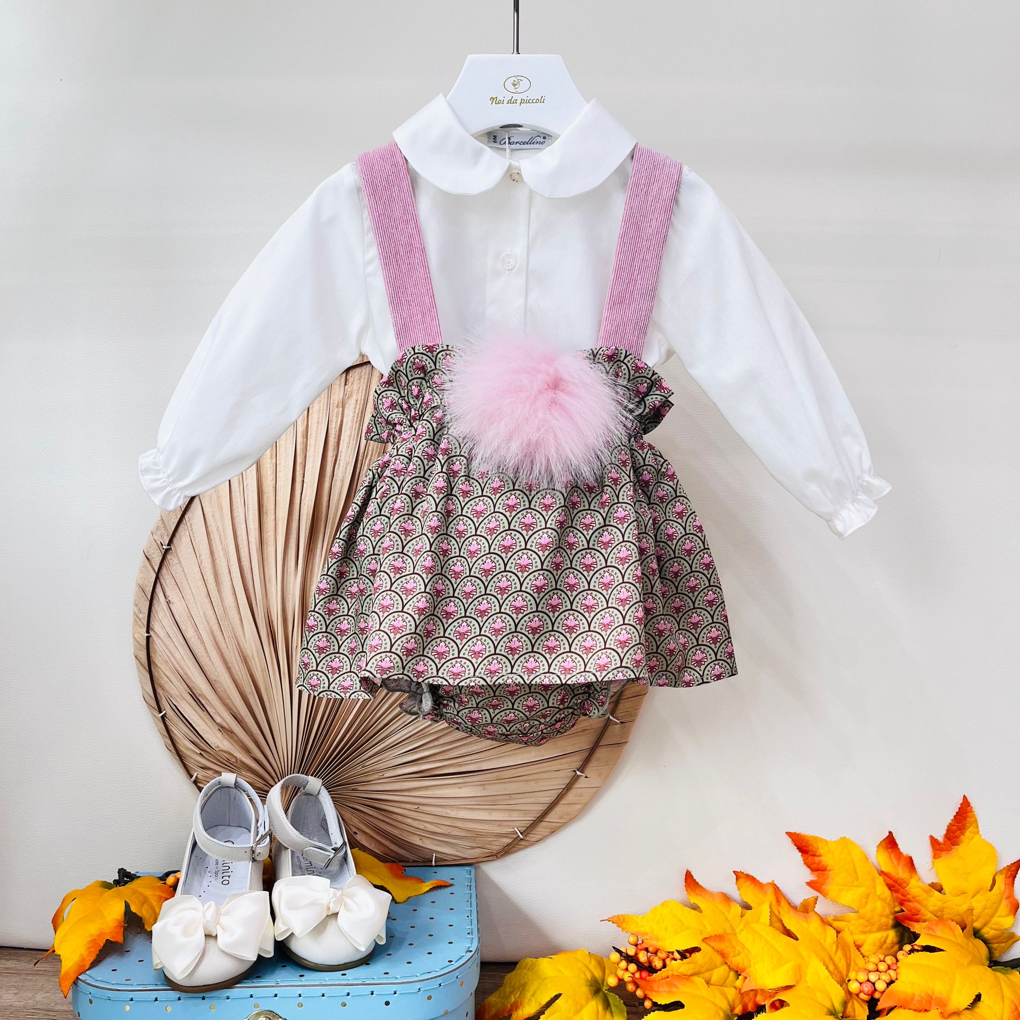 SALOPETTE CON BODY SCALLOP FLORALE COTONE CALDO VERDE E MALVA - Noi da piccoli