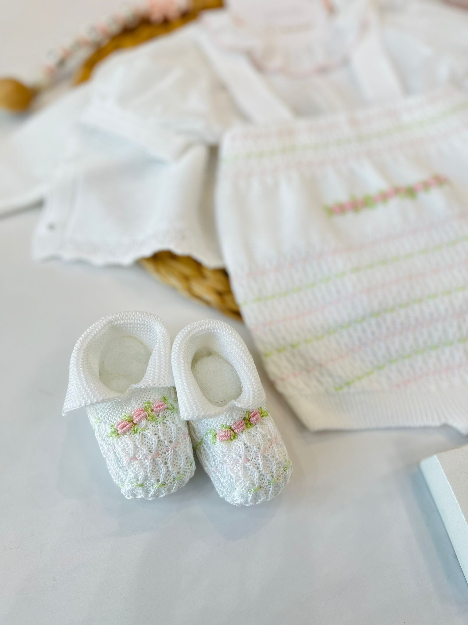 SALOPETTE CON PARURE 100% FILO DI COTONE ROSA LIME - Noi da piccoli