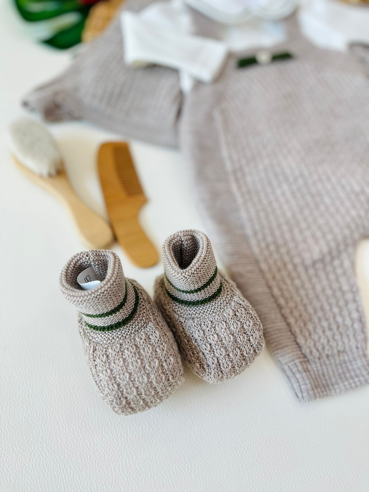 SALOPETTE CON PARURE 100% LANA TORTORA VERDE OLIVA - Noi da piccoli