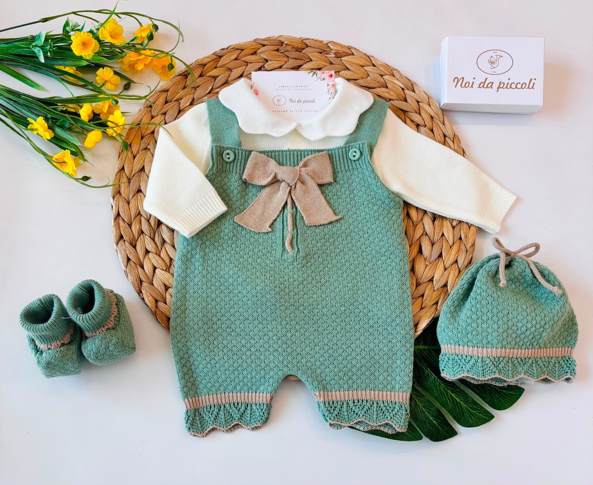 SALOPETTE CON PARURE IN LANA VERDE - Noi da piccoli