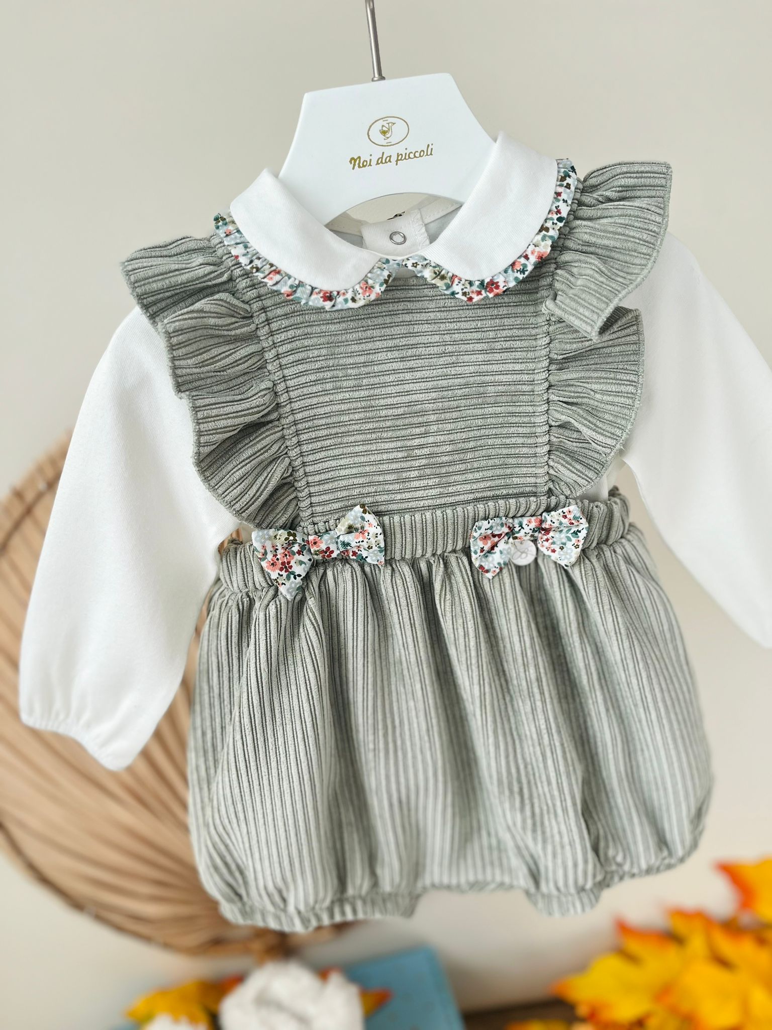 SALOPETTE VELLUTINO CON BODY VERDE - Noi da piccoli