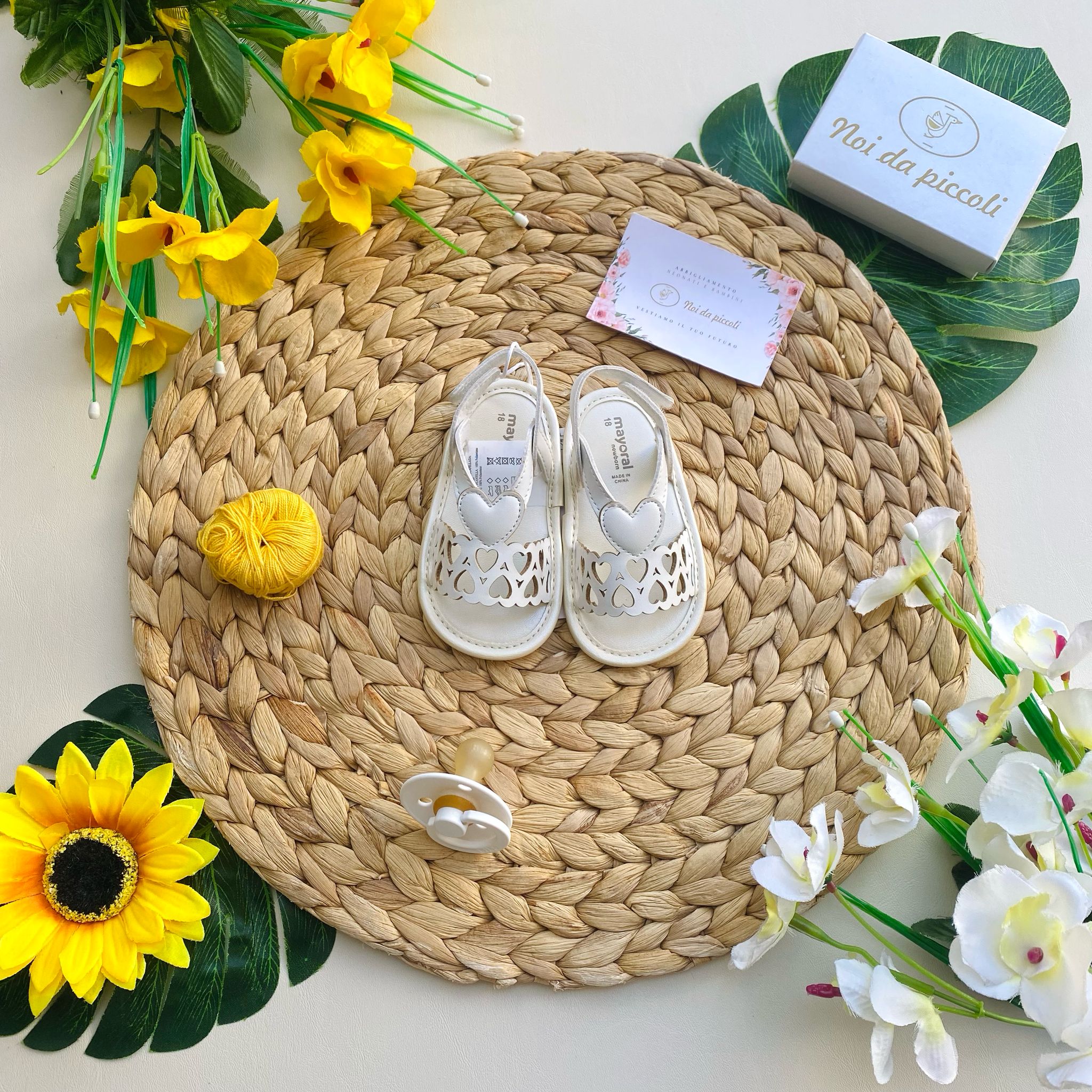 SANDALO BIANCO CON CUORICINI - Noi da piccoli