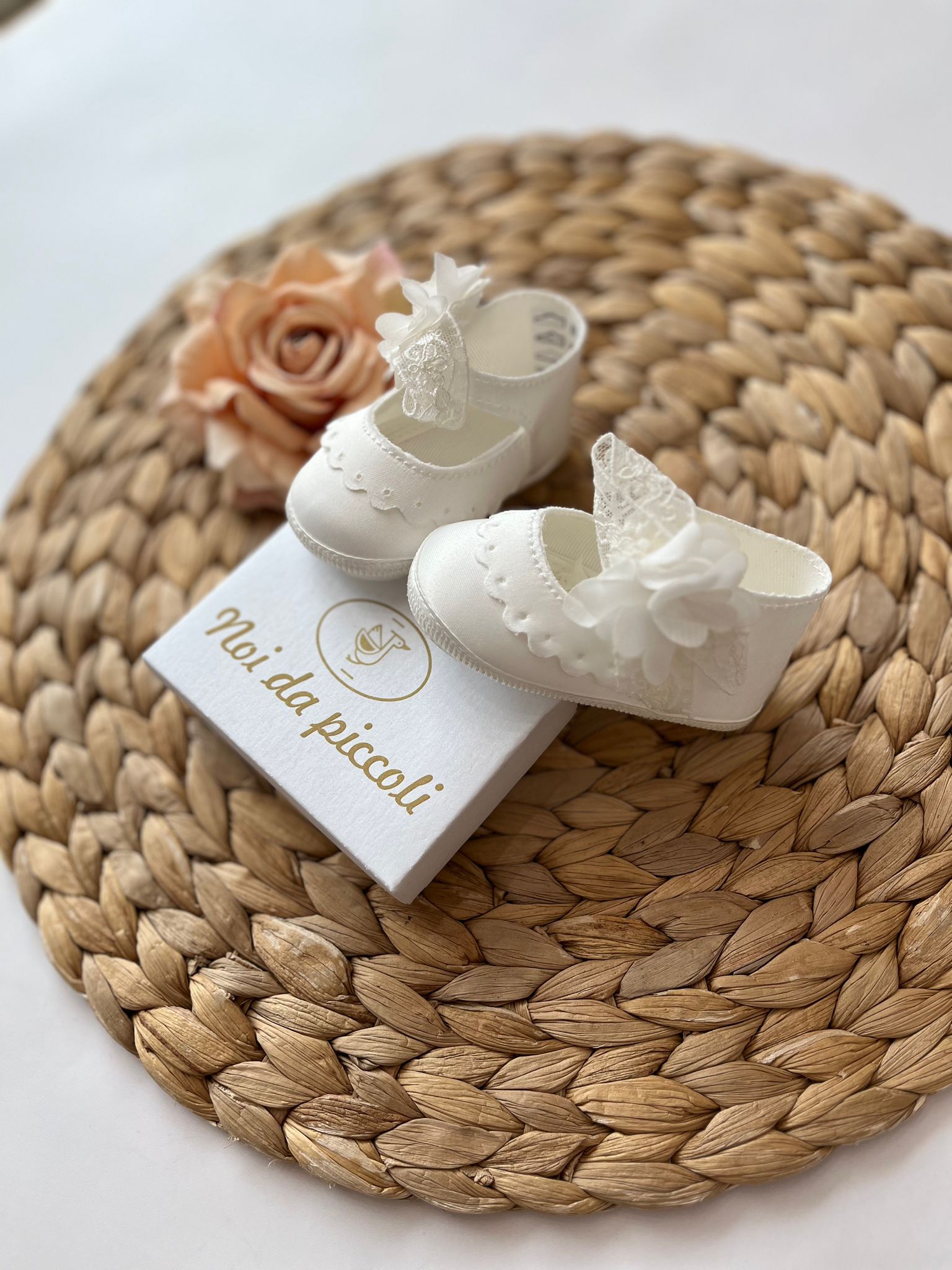 SCARPA CULLA TESSUTO BIANCO LUCY - Noi da piccoli