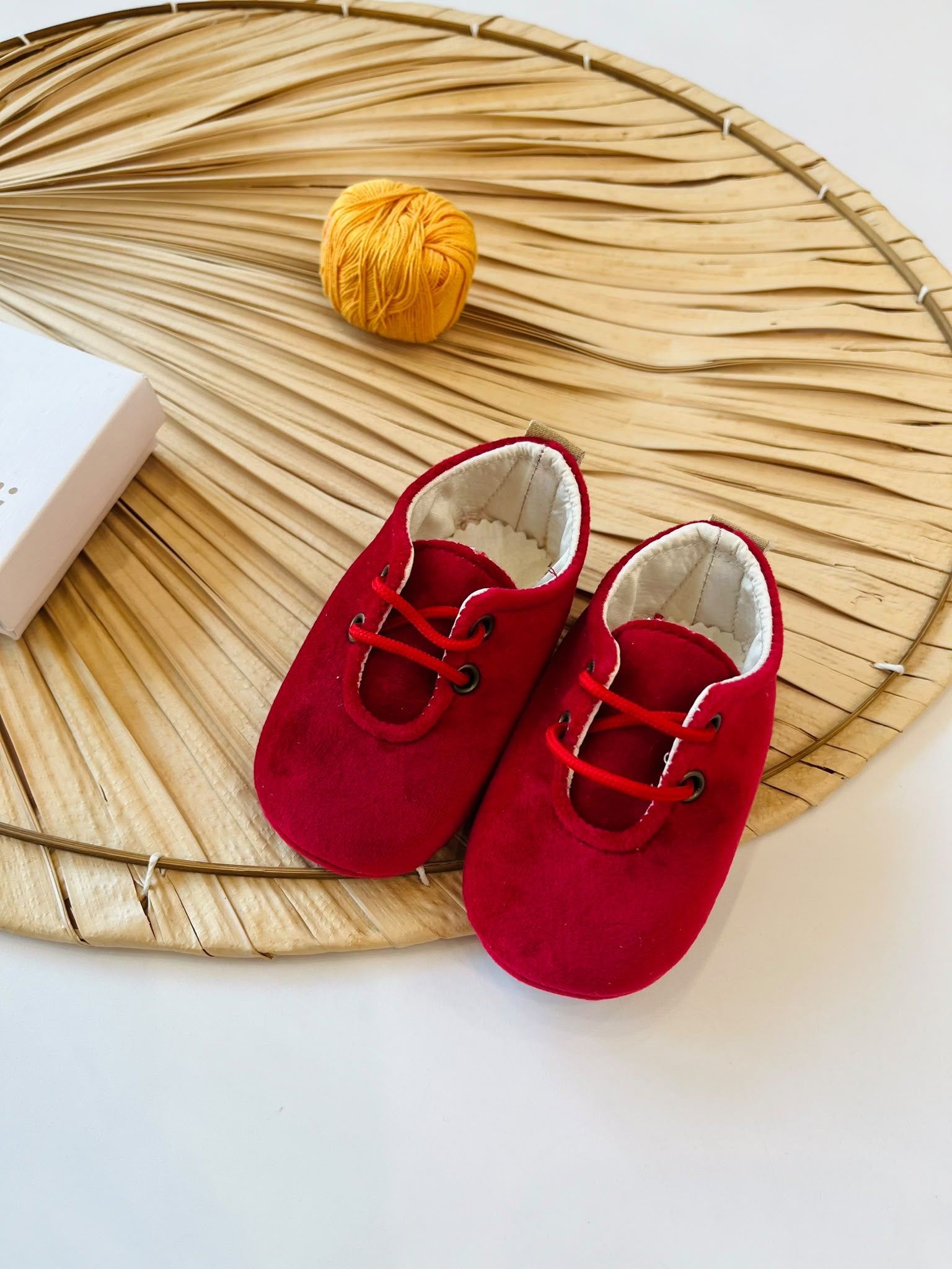 SCARPA IN VELLUTO ROSSO - Noi da piccoli