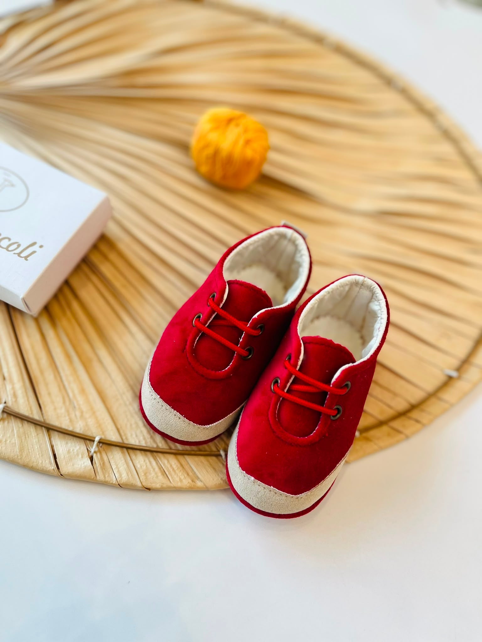 SCARPA IN VELLUTO ROSSO - Noi da piccoli