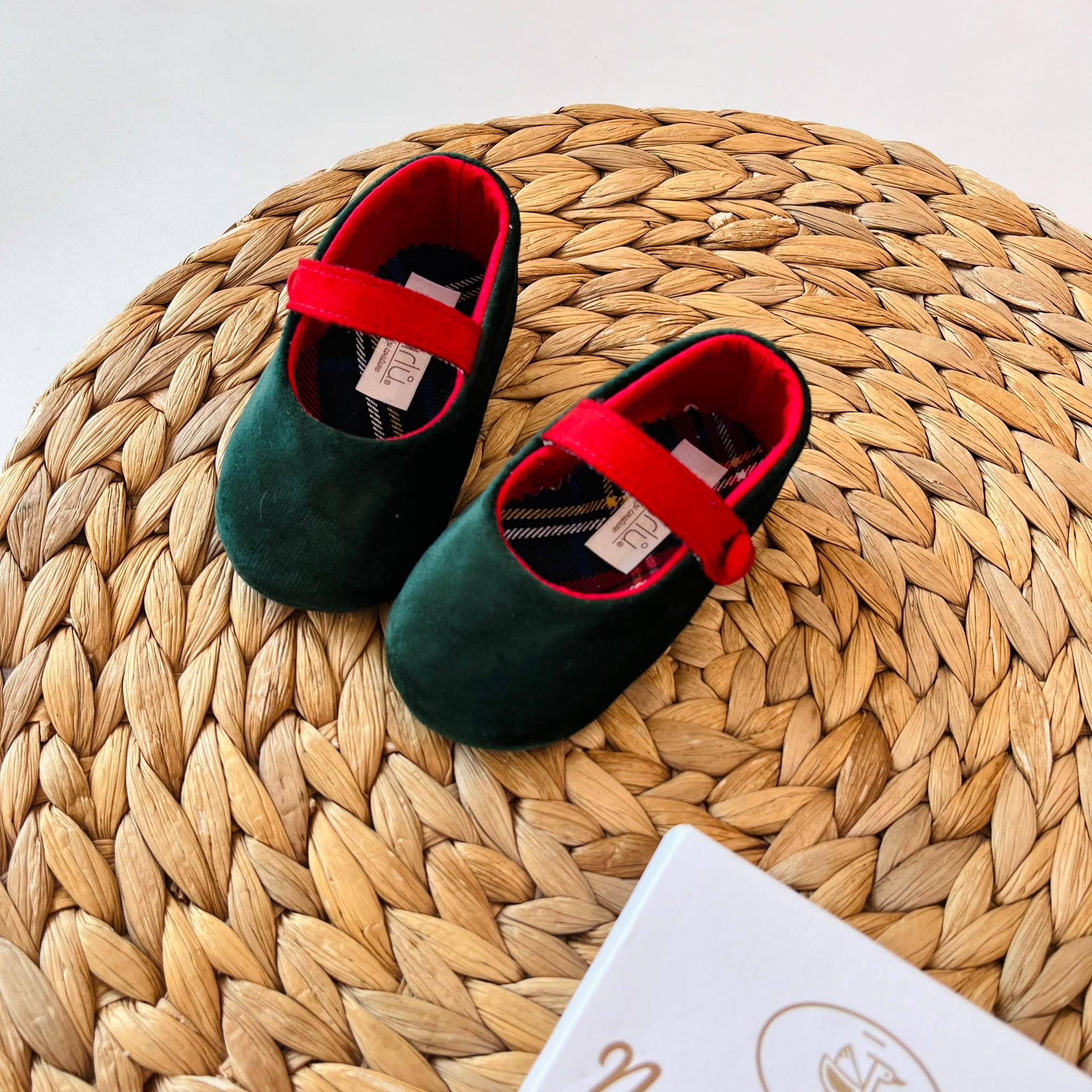 SCARPA IN VELLUTO VERDE - Noi da piccoli