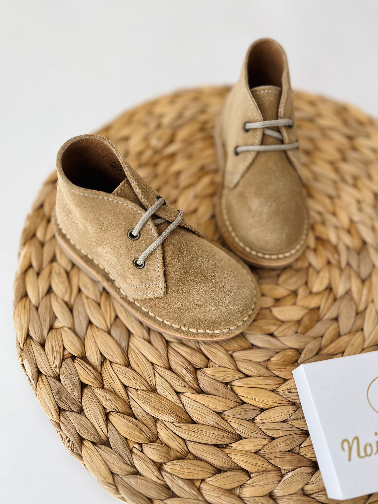 SCARPE PRIMO PASSO A STIVALETTO IN CAMOSCIO BEIGE - Noi da piccoli