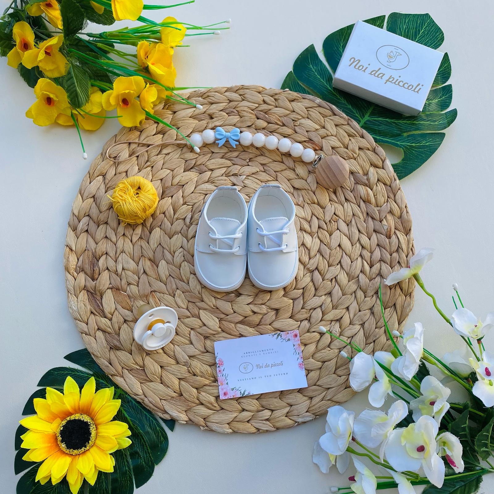 SCARPINE BIANCHE CON LACCI - Noi da piccoli