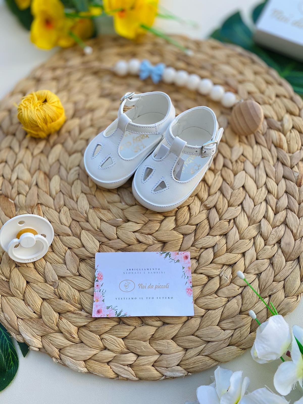SCARPINE BIANCO GESSO APERTE DAVANTI - Noi da piccoli