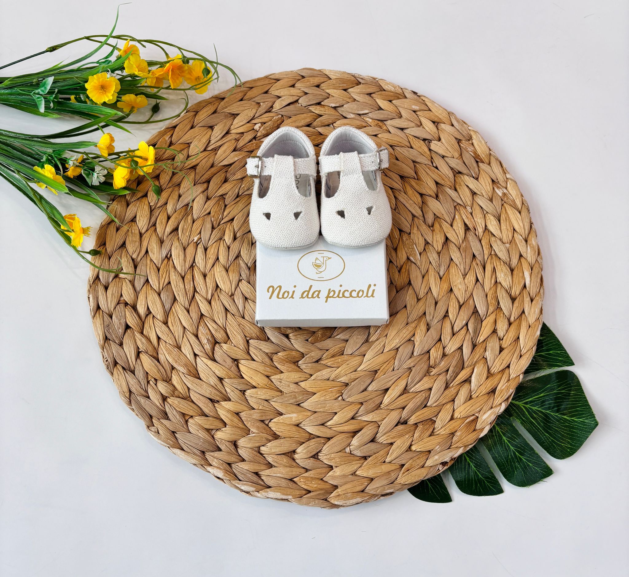 SCARPINE CON OCCHIELLO BIANCO - Noi da piccoli